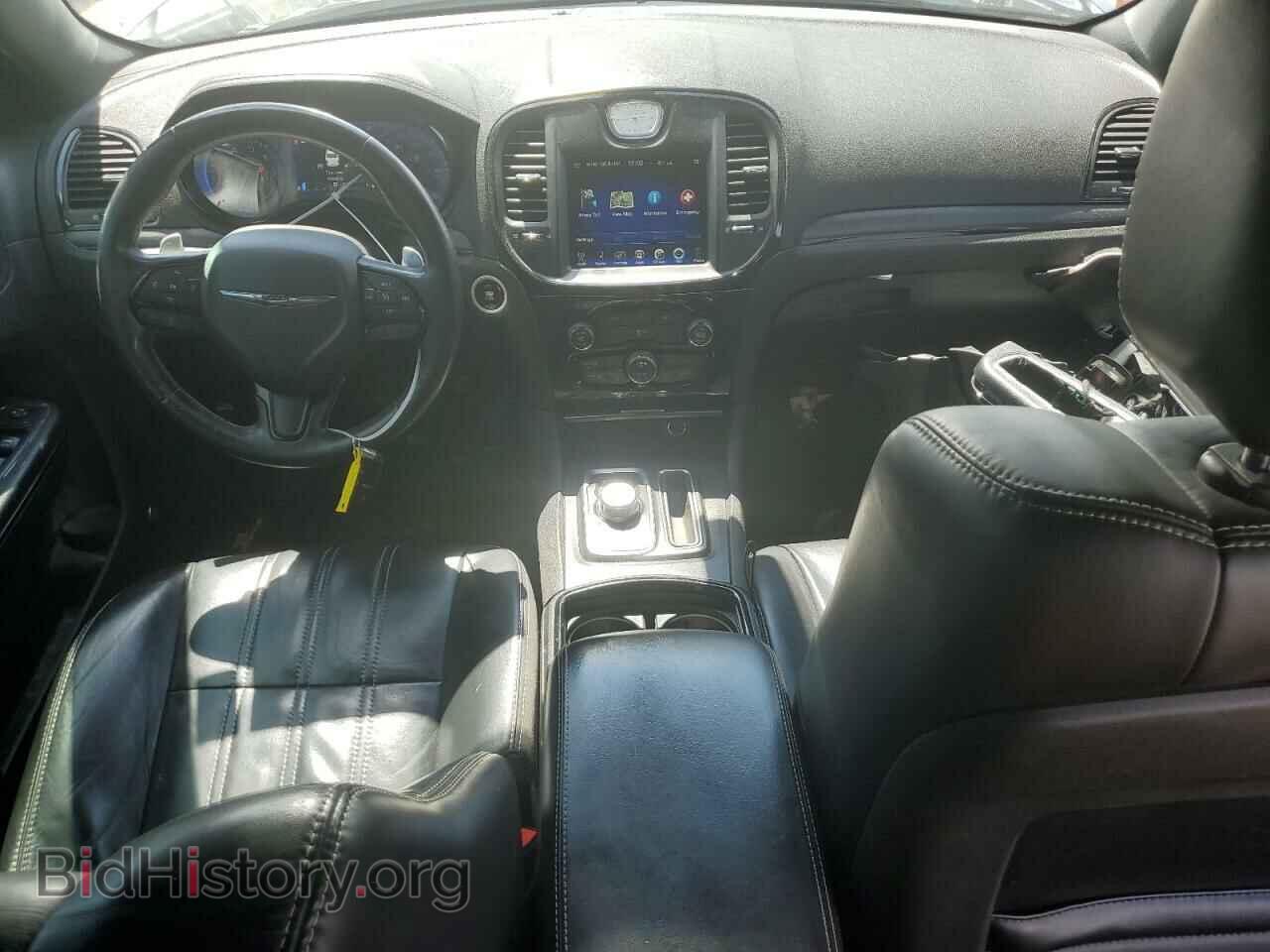 2016 CHRYSLER 300 - VIN: 2C3CCAGG6GH182813 - Фото 8