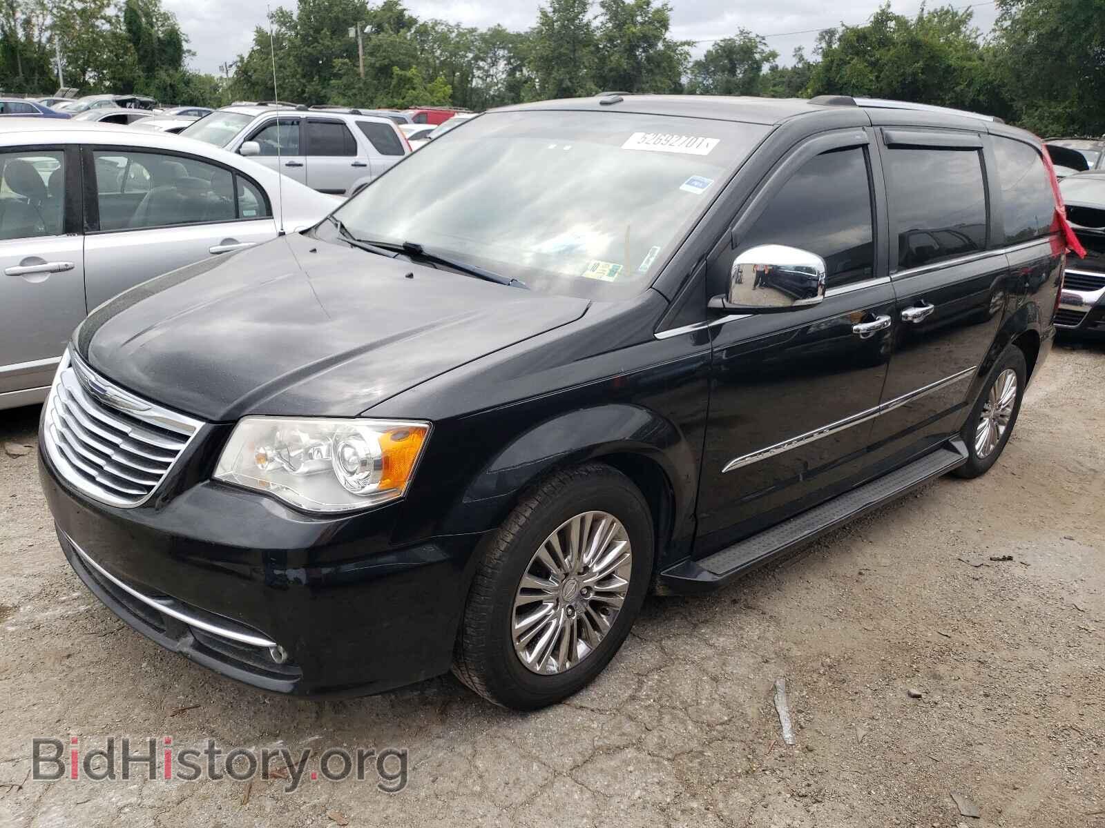 2011 CHRYSLER MINIVAN - VIN: 2A4RR6DG2BR667341 - Photo 2