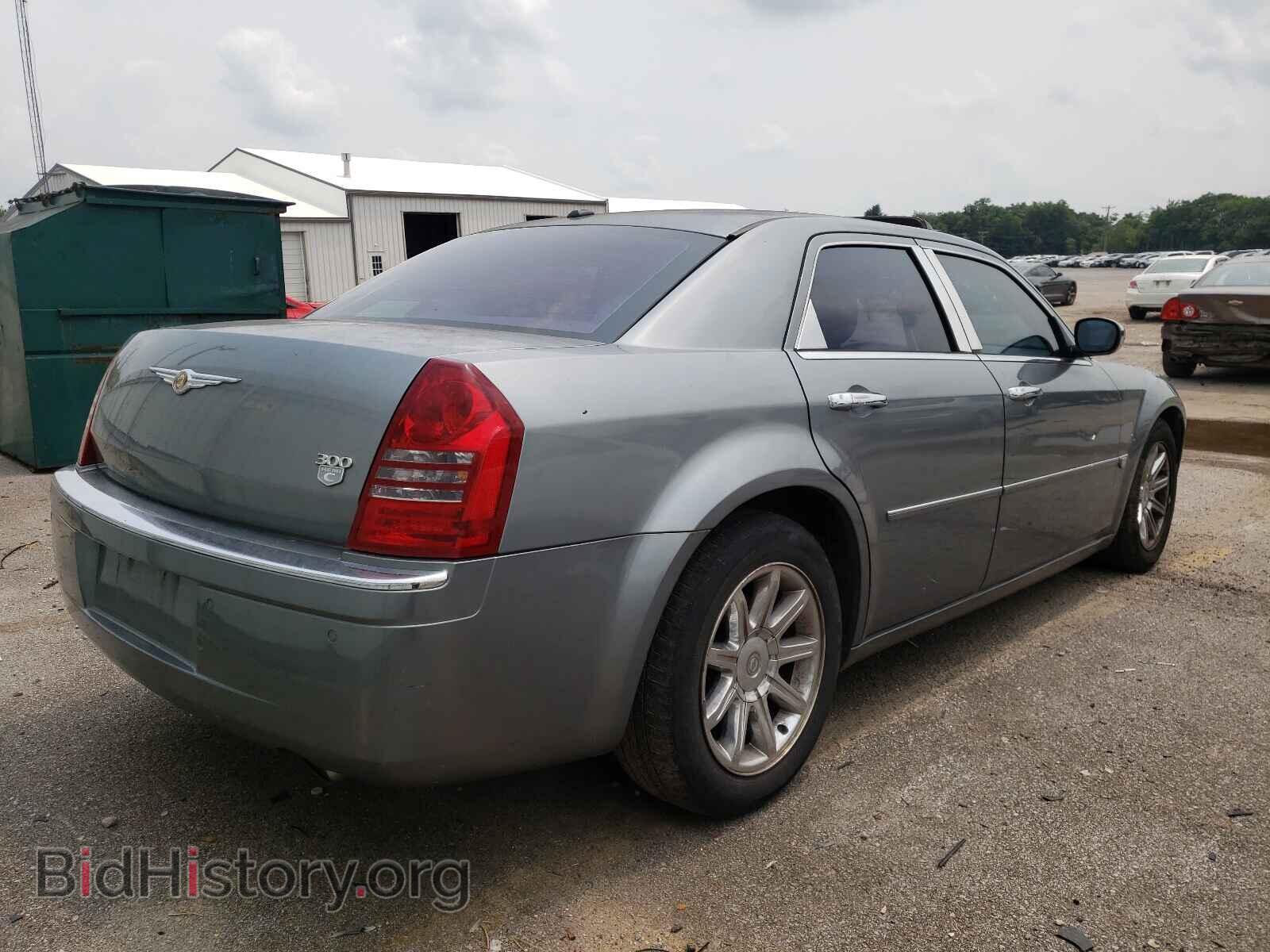 2006 CHRYSLER 300 - VIN: 2C3LA63H76H256367 - Фото 4