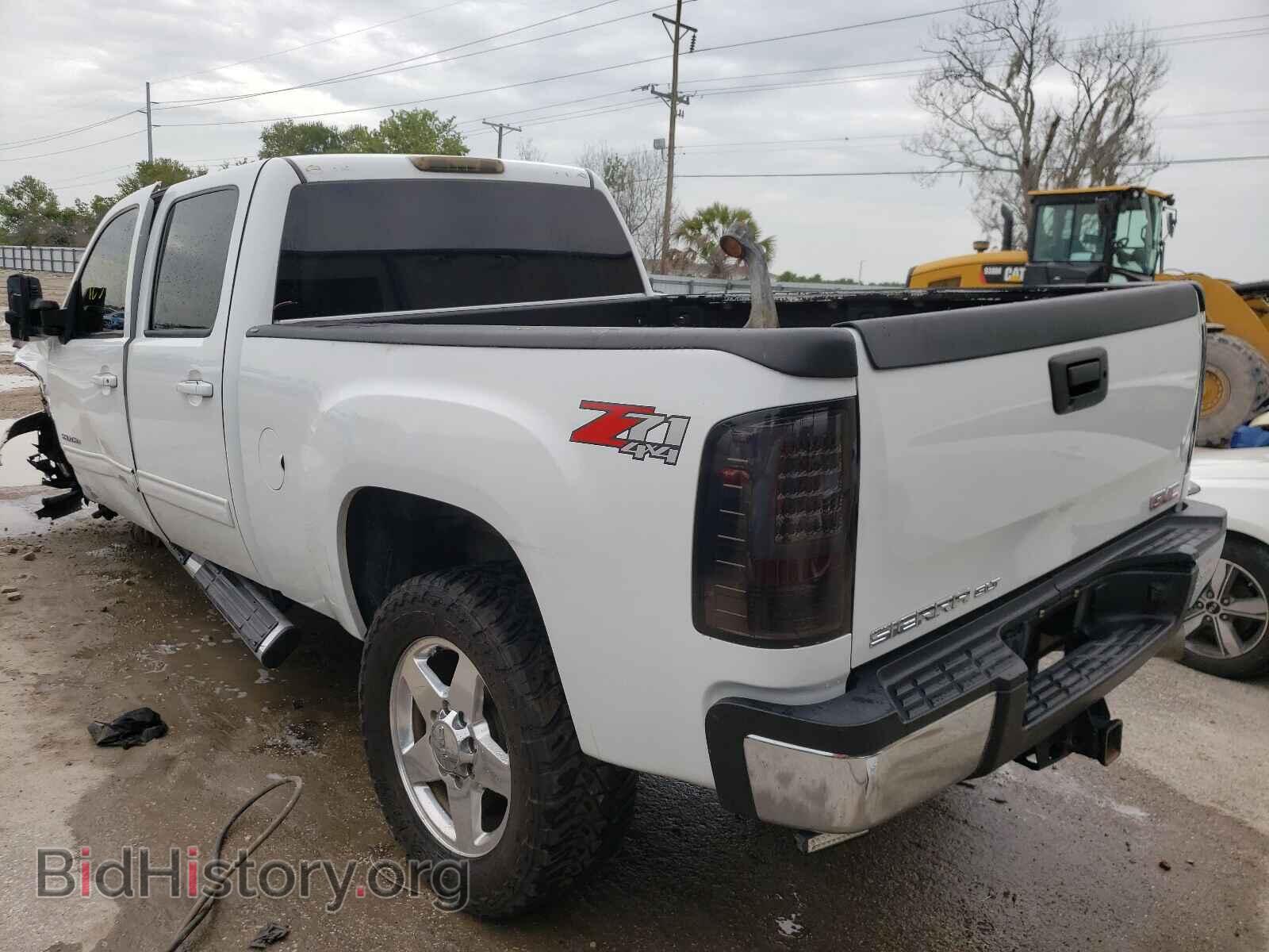 2013 GMC SIERRA - VIN: 1GT121C83DF205143 - Фото 3