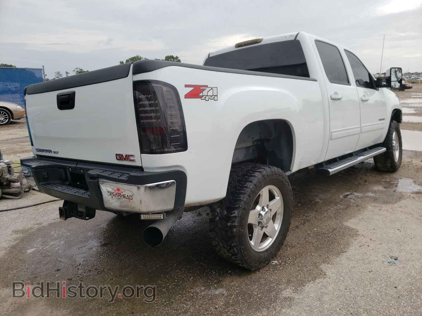2013 GMC SIERRA - VIN: 1GT121C83DF205143 - Фото 4