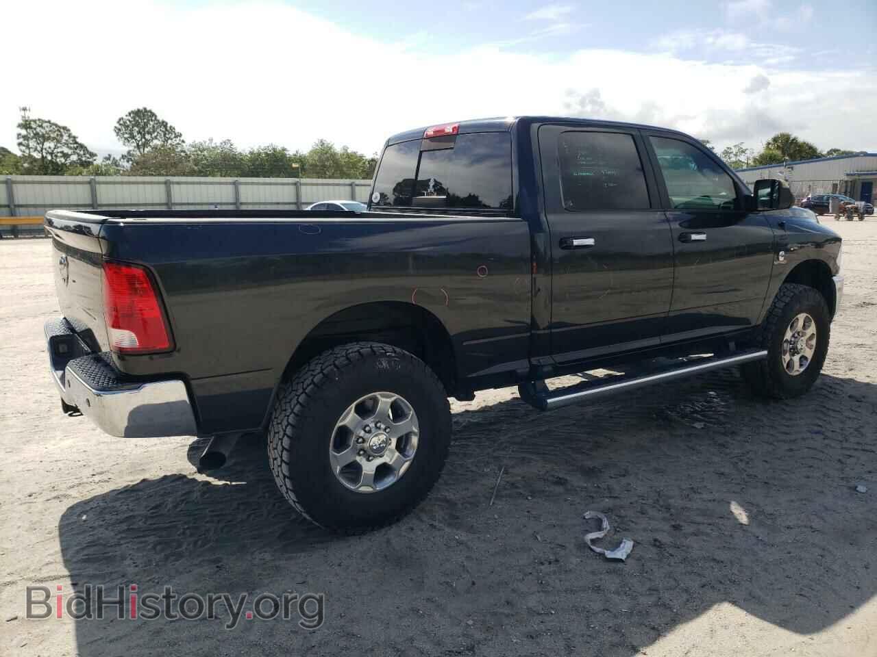 2016 RAM All Models - VIN: 3C6UR5DL0GG359631 - Фото 3