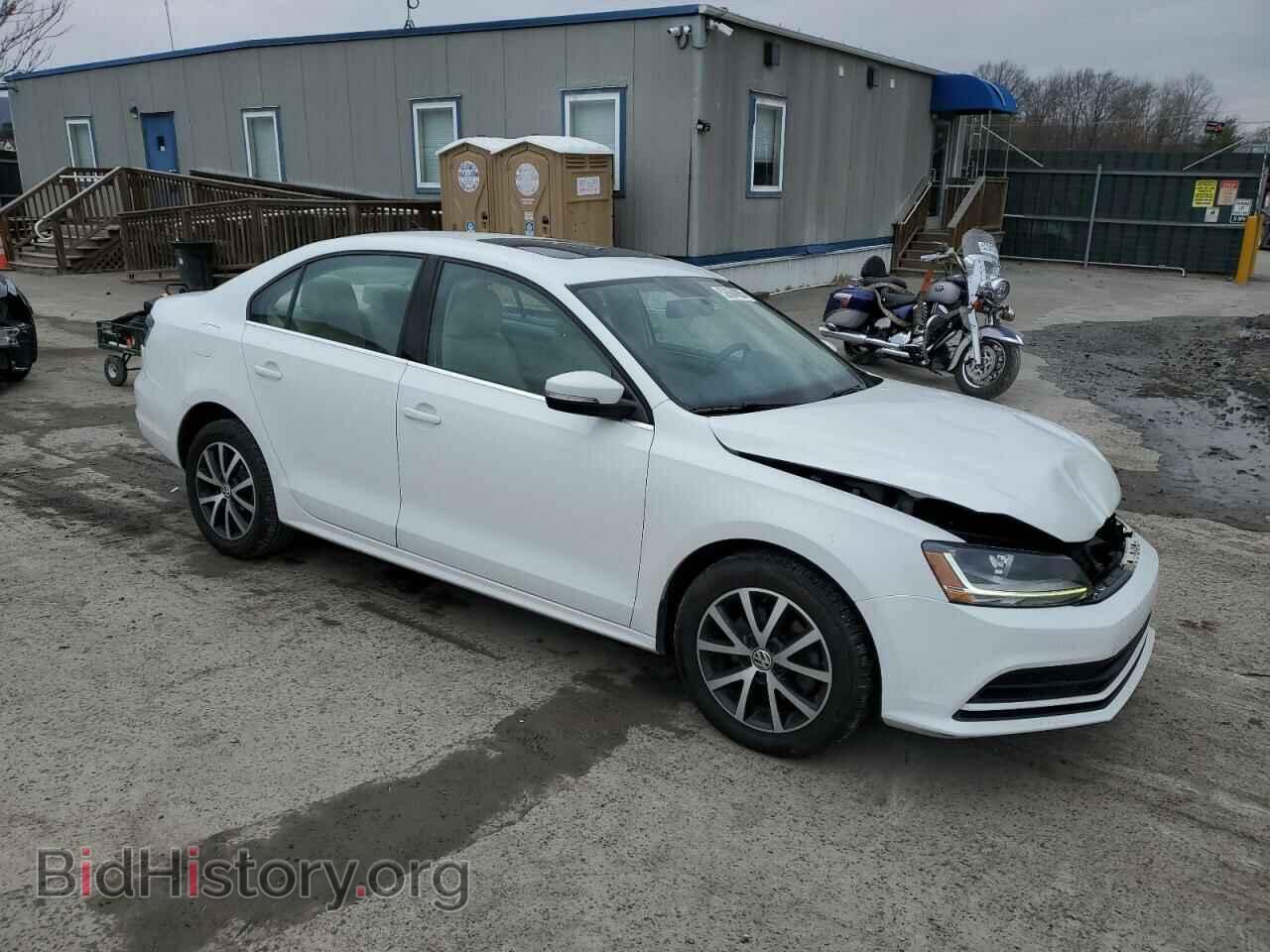 2017 VOLKSWAGEN JETTA - VIN: 3VWDB7AJ7HM255603 - Фото 4