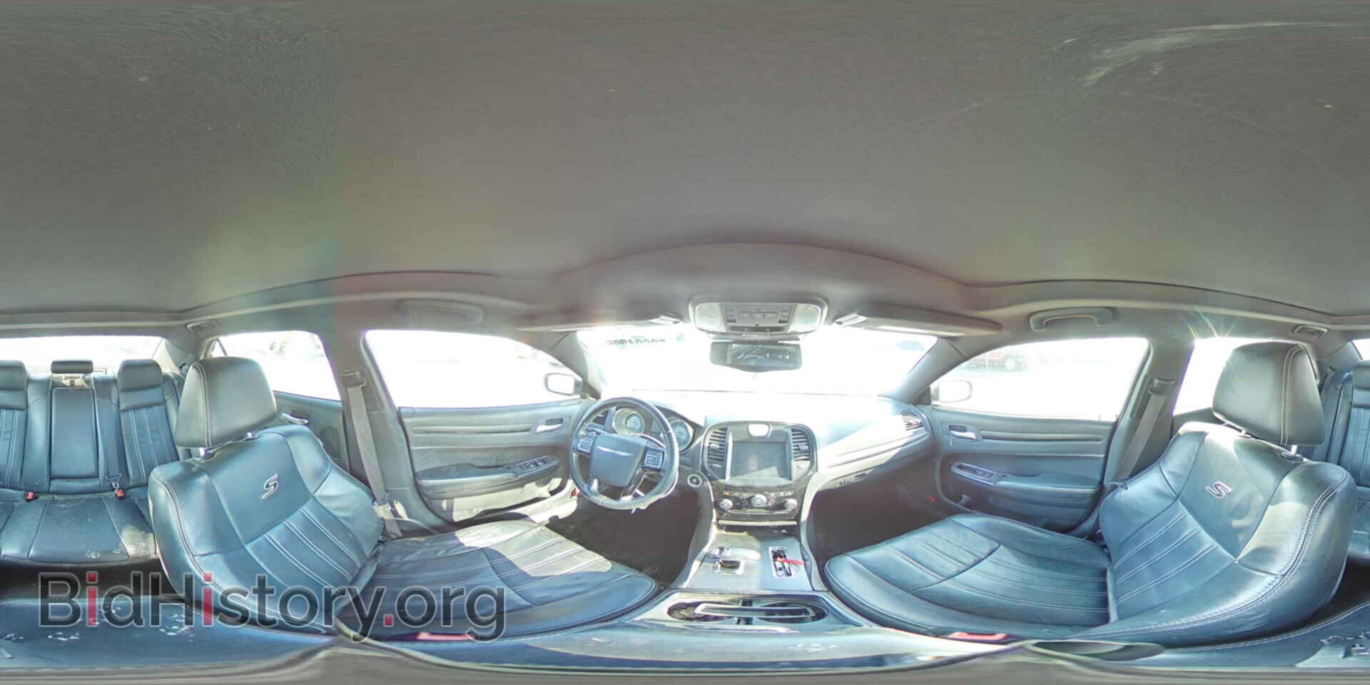 2014 CHRYSLER 300 - VIN: 2C3CCABG2EH378929 - Фото 12