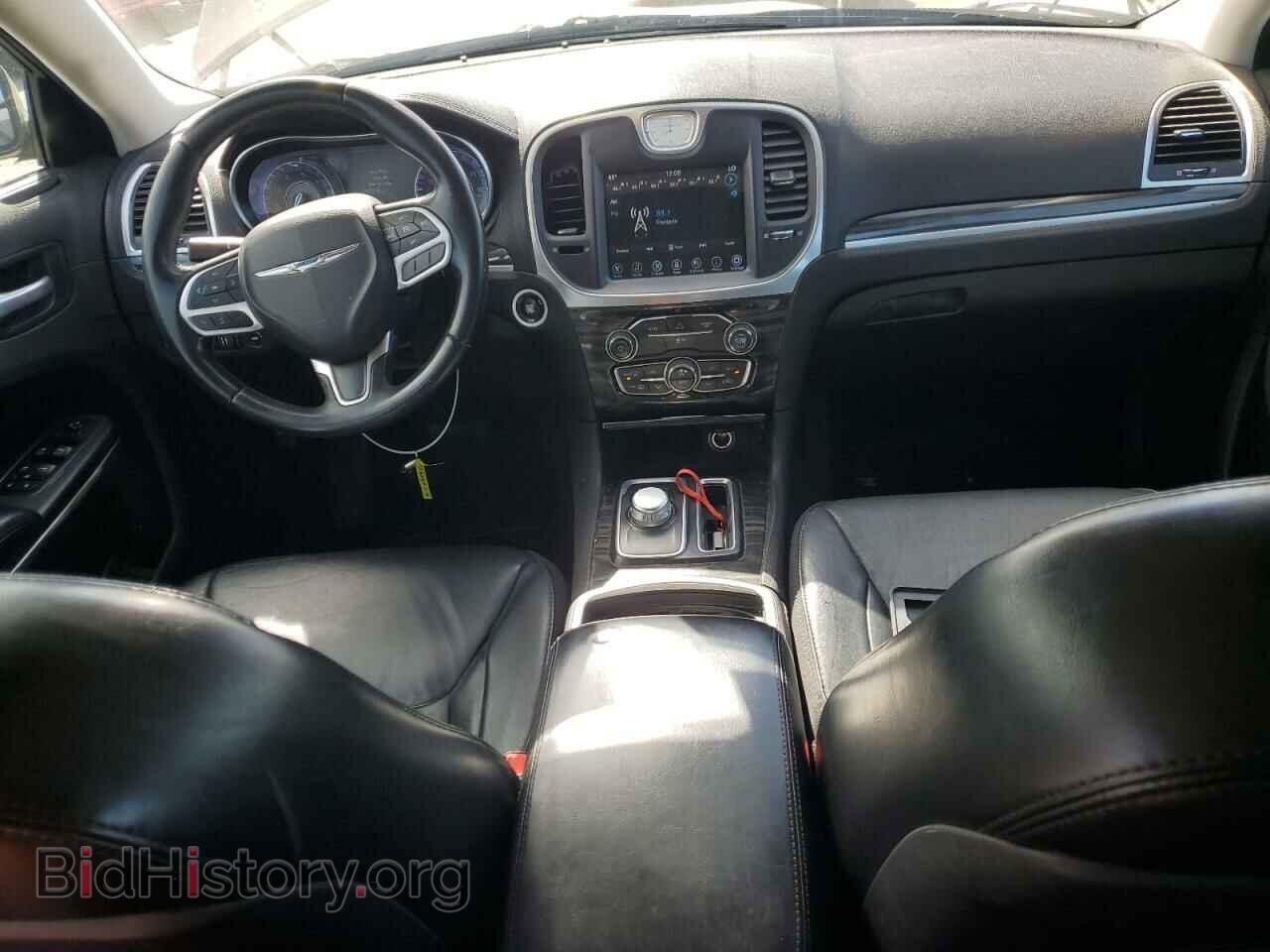 2017 CHRYSLER 300 - VIN: 2C3CCAAG7HH548384 - Фото 8