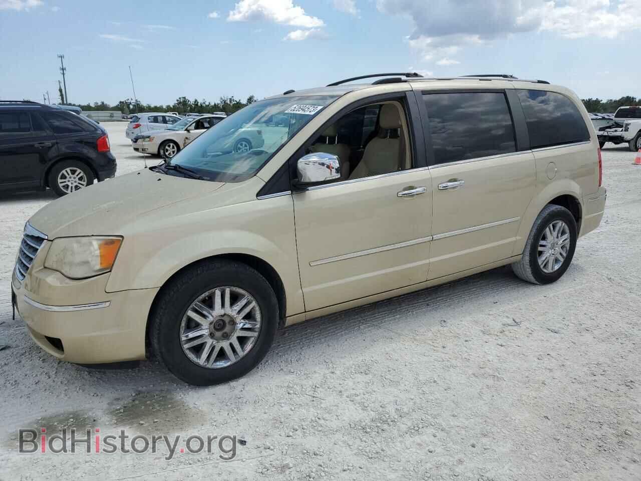 Photo 2A4RR7DX9AR322117 - CHRYSLER MINIVAN 2010
