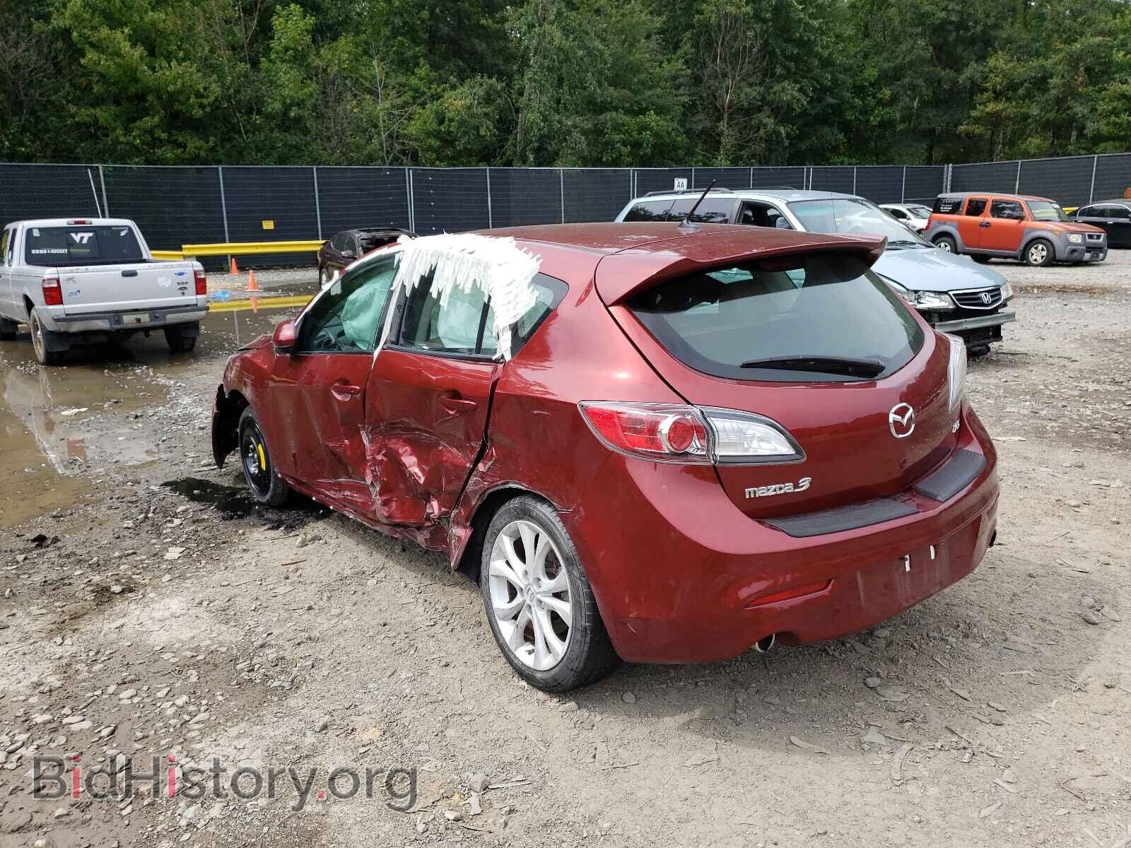 2011 MAZDA MAZDA3 - VIN: JM1BL1M55B1442426 - Фото 3