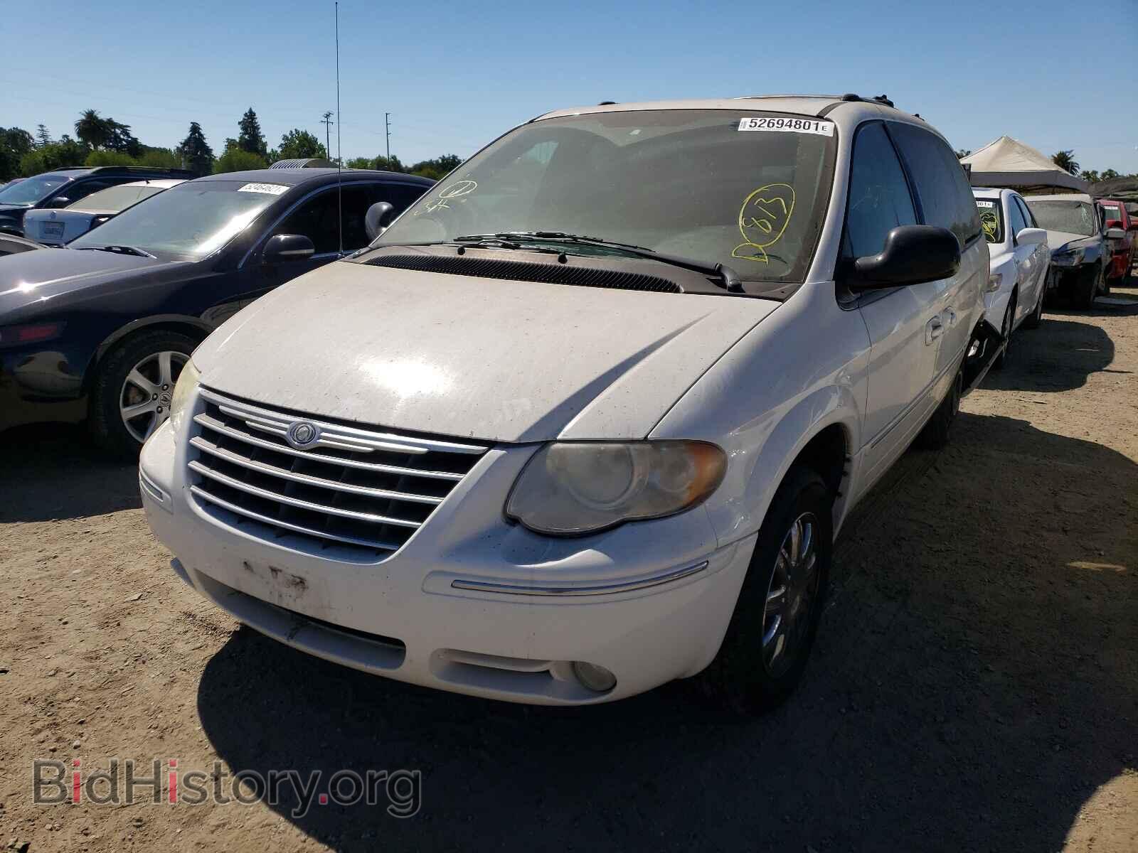 2006 CHRYSLER MINIVAN - VIN: 2A8GP64LX6R627233 - Фото 2