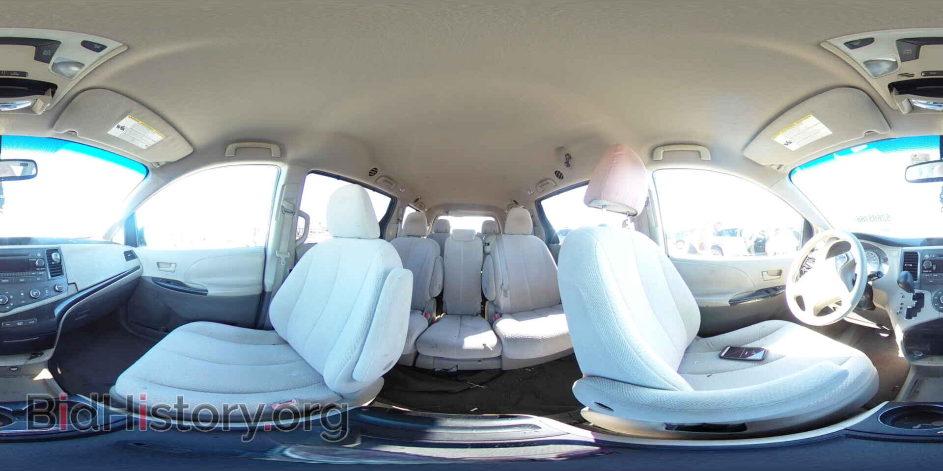 2011 TOYOTA SIENNA - VIN: 5TDKK3DC4BS096532 - Photo 15
