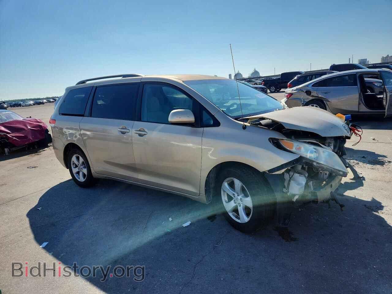 2011 TOYOTA SIENNA - VIN: 5TDKK3DC4BS096532 - Photo 4