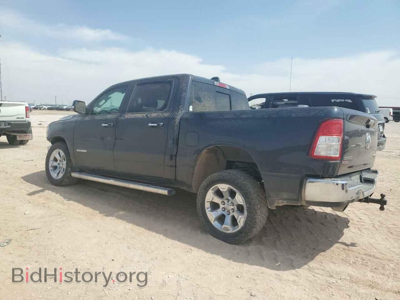 2019 RAM 1500 - VIN: 1C6SRFFT1KN532390 - Фото 2
