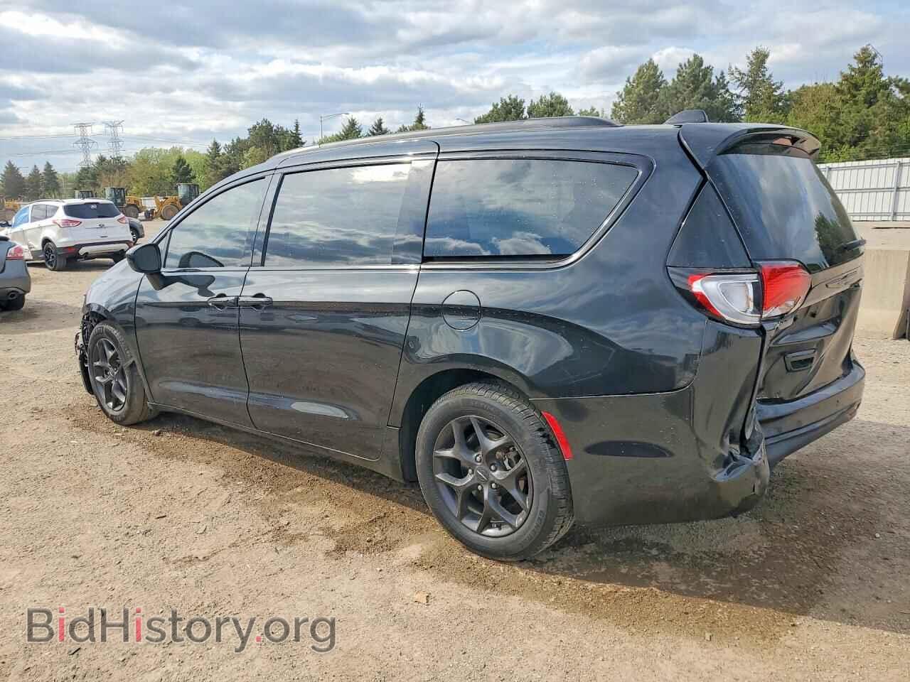 2018 CHRYSLER PACIFICA - VIN: 2C4RC1EG7JR168218 - Photo 2
