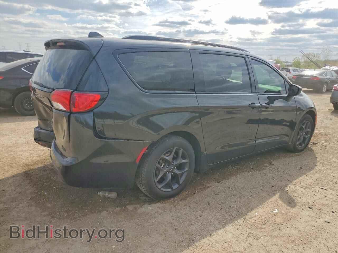 2018 CHRYSLER PACIFICA - VIN: 2C4RC1EG7JR168218 - Photo 3