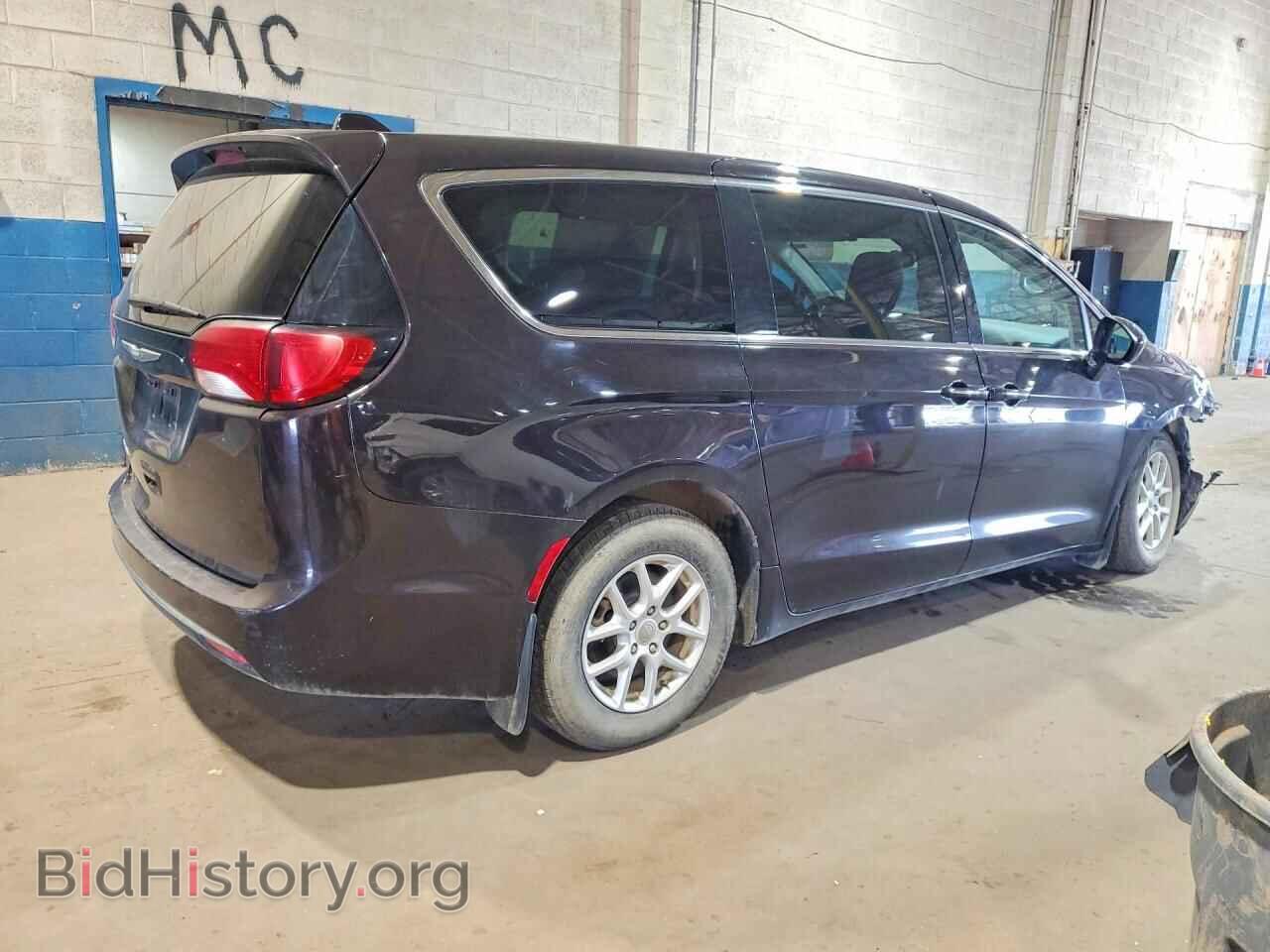 2017 CHRYSLER All Models - VIN: 2C4RC1BG4HR745611 - Photo 3