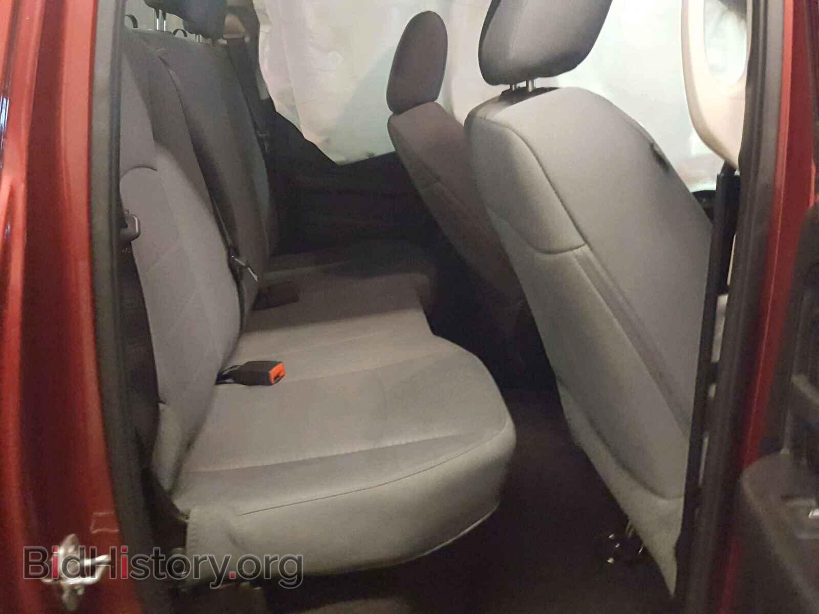 2015 RAM 1500 ST - VIN: 1C6RR7FTXFS616753 - Фото 6