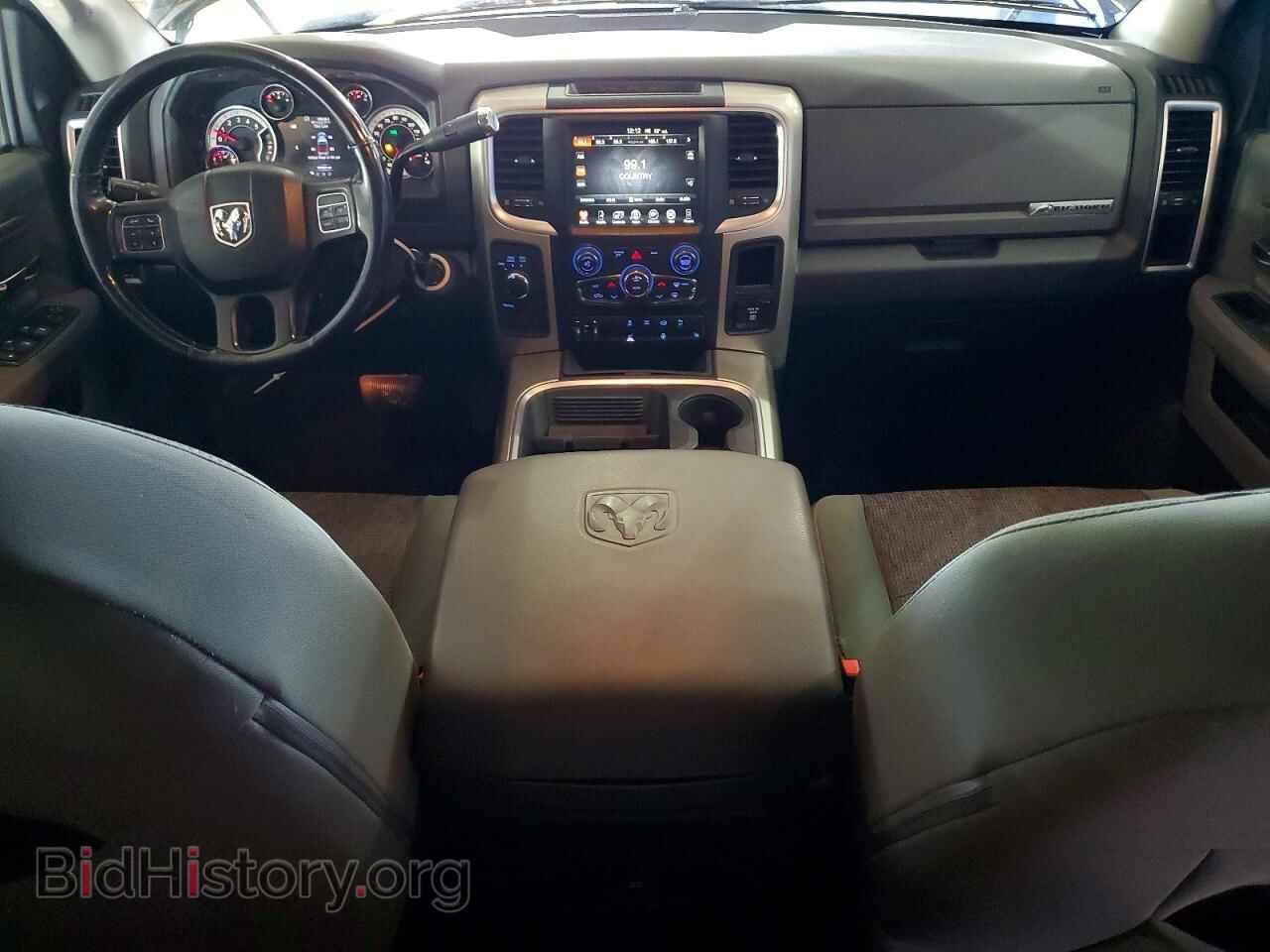 2016 RAM All Models - VIN: 3C6UR5DL6GG111495 - Photo 8