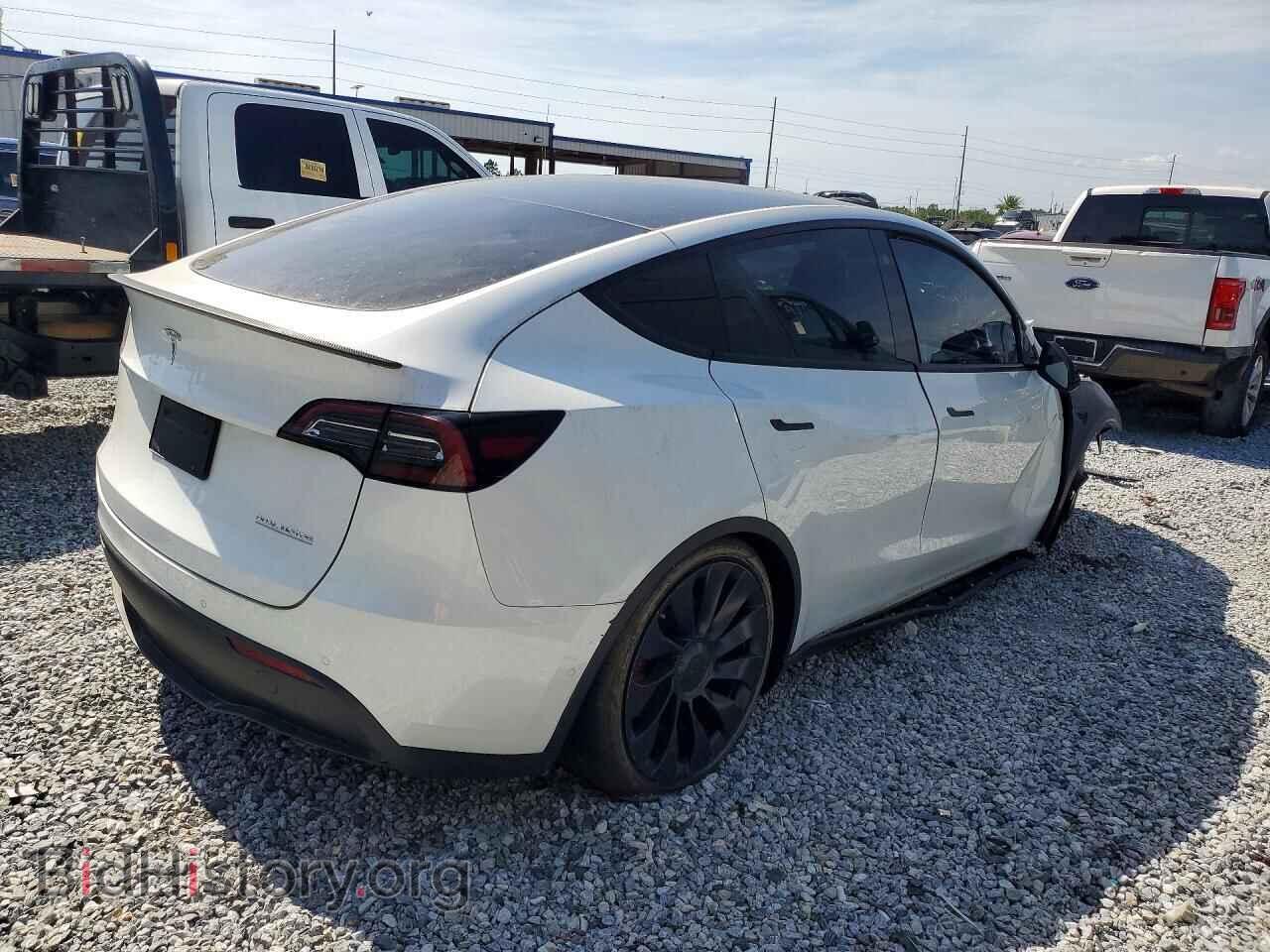 2022 TESLA MODEL Y - VIN: 7SAYGDEF1NF448147 - Фото 3