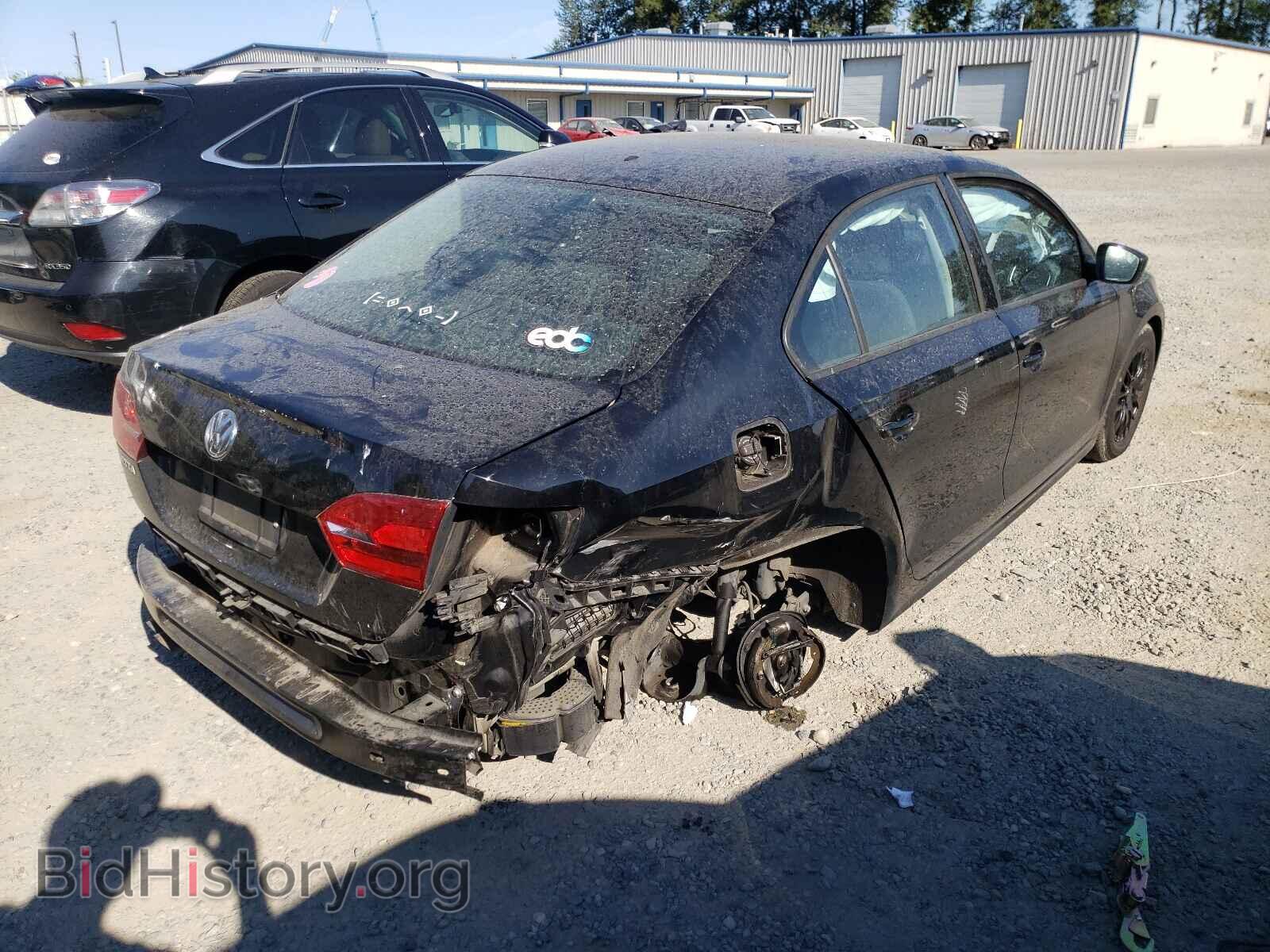 2011 VOLKSWAGEN JETTA - VIN: 3VW2K7AJ4BM385059 - Фото 4