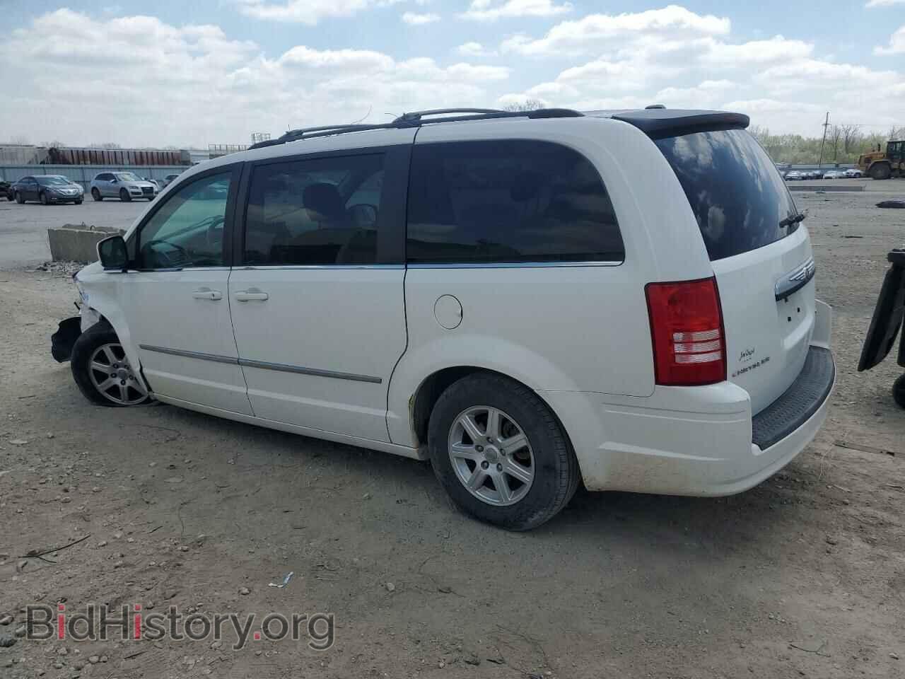 2010 CHRYSLER MINIVAN - VIN: 2A4RR5D14AR260321 - Фото 2