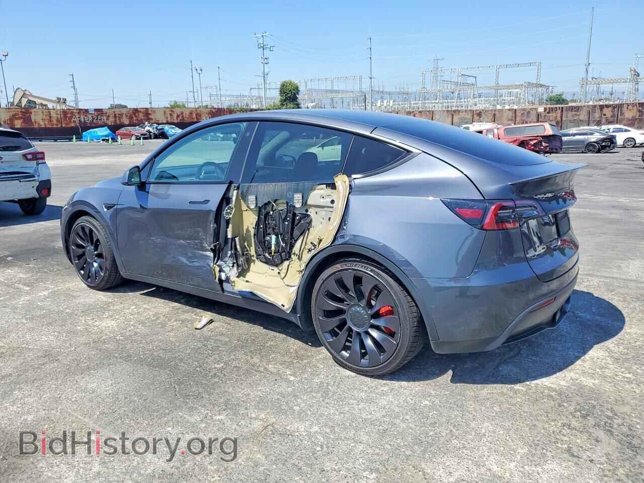 2022 TESLA MODEL Y - VIN: 7SAYGDEF3NF448876 - Photo 2