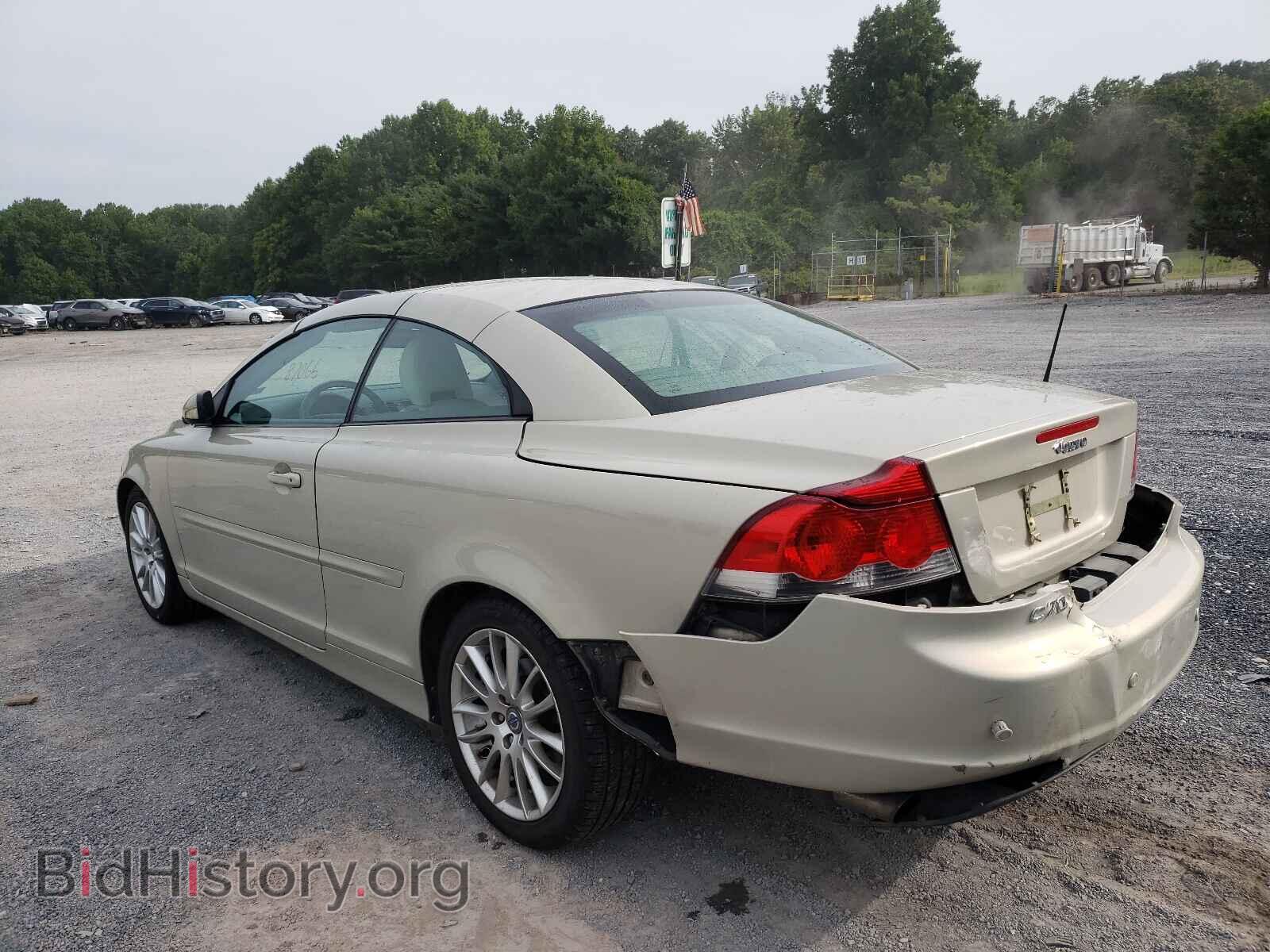 2007 VOLVO C70 - VIN: YV1MC68287J010601 - Фото 3