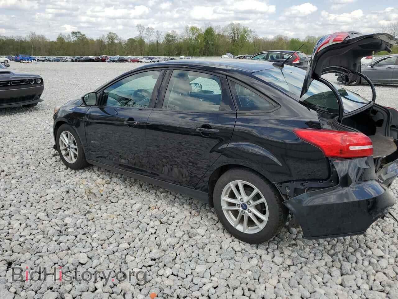 2018 FORD FOCUS - VIN: 1FADP3F23JL279876 - Фото 2