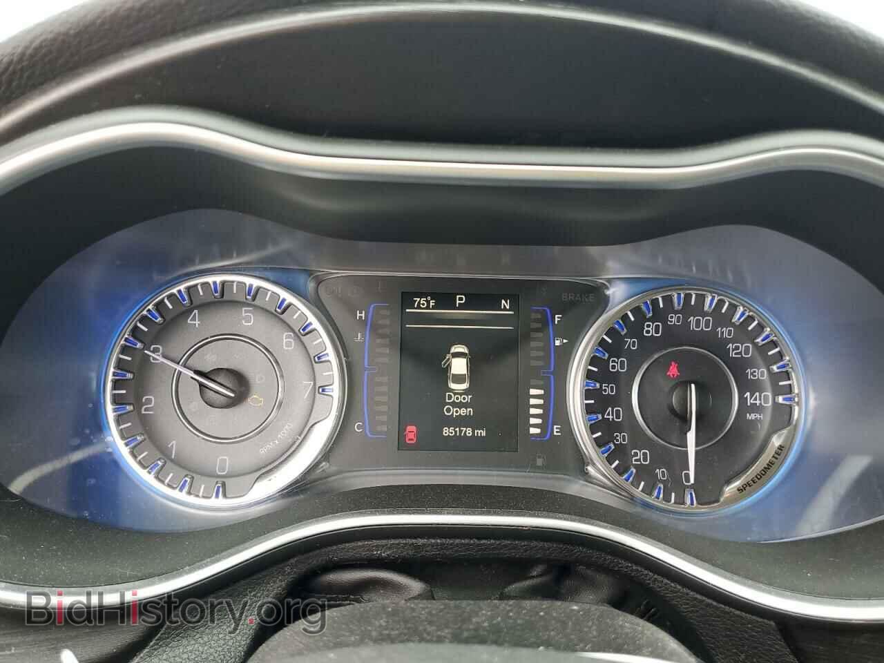 2017 CHRYSLER 200 - VIN: 1C3CCCAB2HN508804 - Фото 9