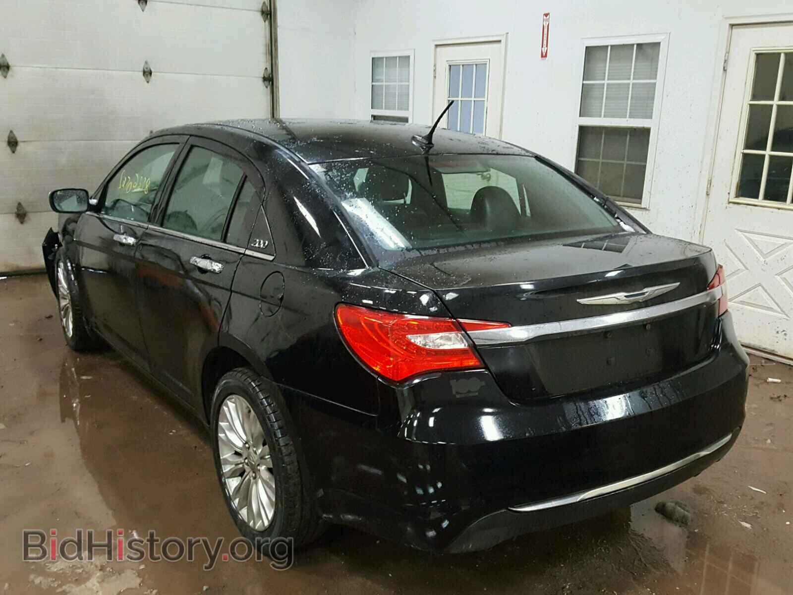 2011 CHRYSLER 200 - VIN: 1C3BC2FB4BN615875 - Photo 3