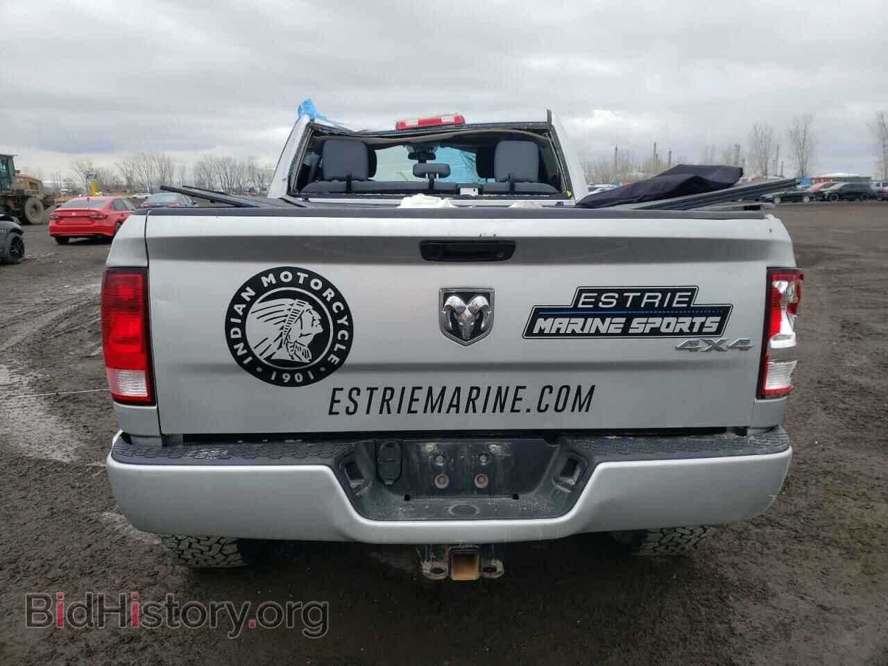 2017 RAM All Models - VIN: 3C6UR5CL6HG571808 - Photo 6