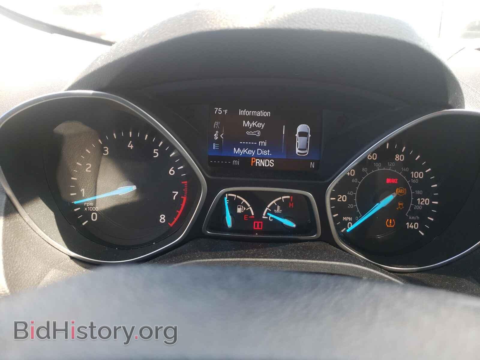 2017 FORD ESCAPE - VIN: 1FMCU0F76HUB76864 - Фото 8