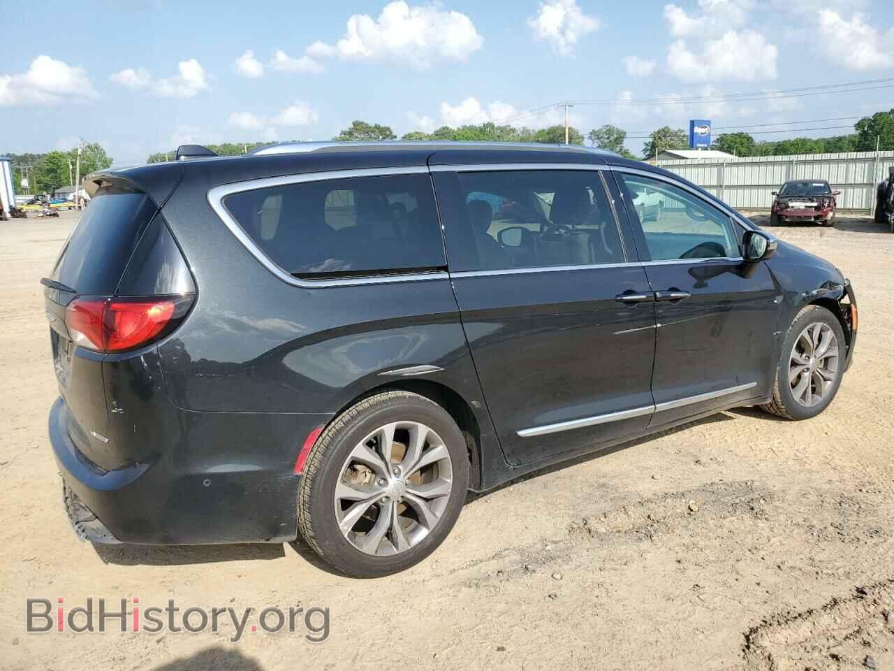 2017 CHRYSLER PACIFICA - VIN: 2C4RC1GG7HR564964 - Photo 3