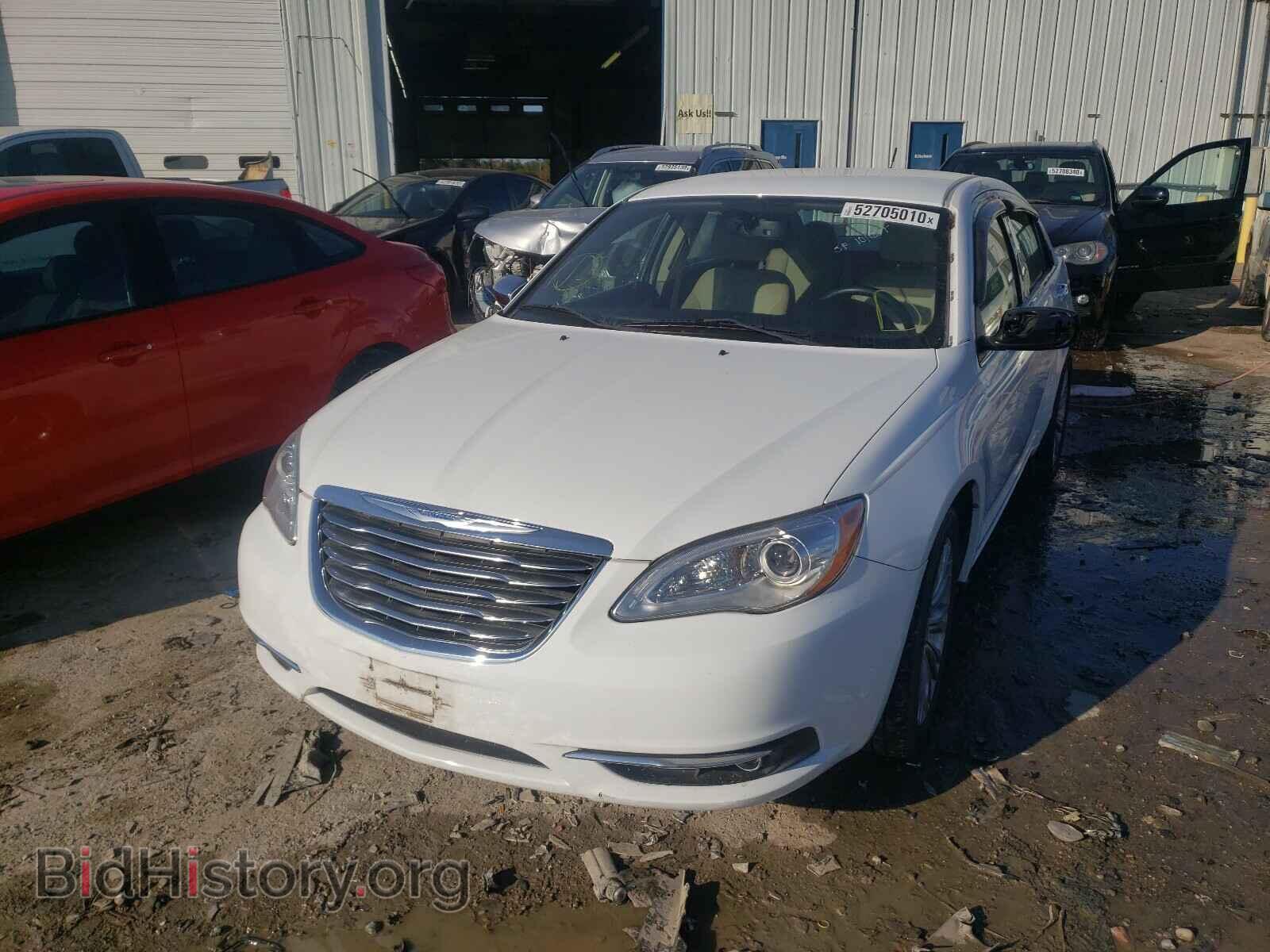 2012 CHRYSLER 200 - VIN: 1C3CCBCB9CN332009 - Photo 2
