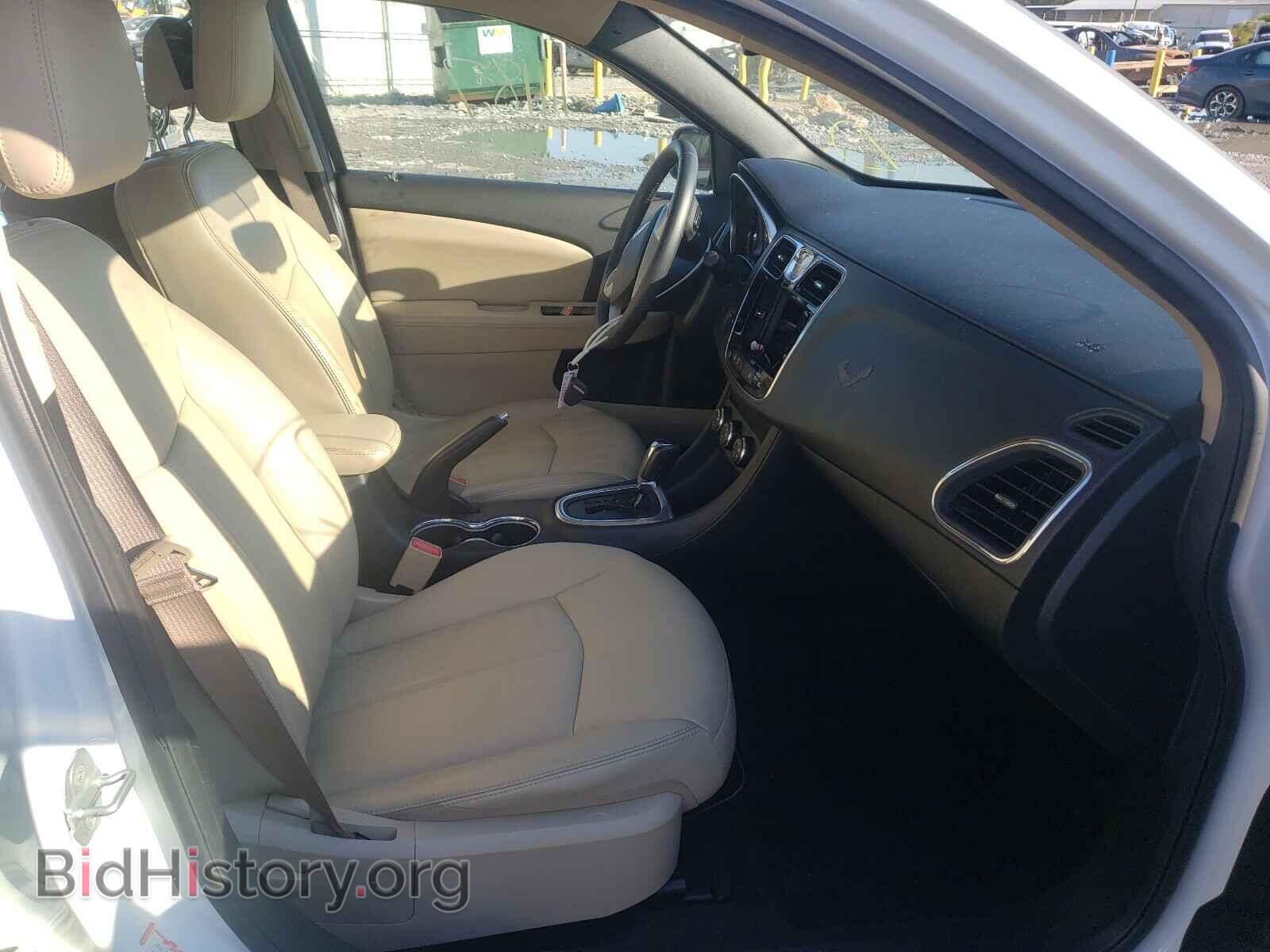 2012 CHRYSLER 200 - VIN: 1C3CCBCB9CN332009 - Photo 5