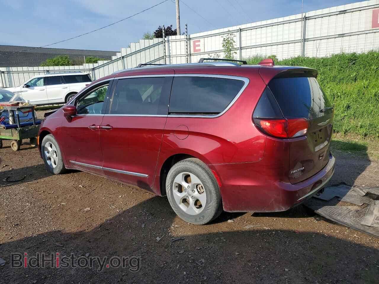 2017 CHRYSLER PACIFICA - VIN: 2C4RC1EGXHR543187 - Photo 2