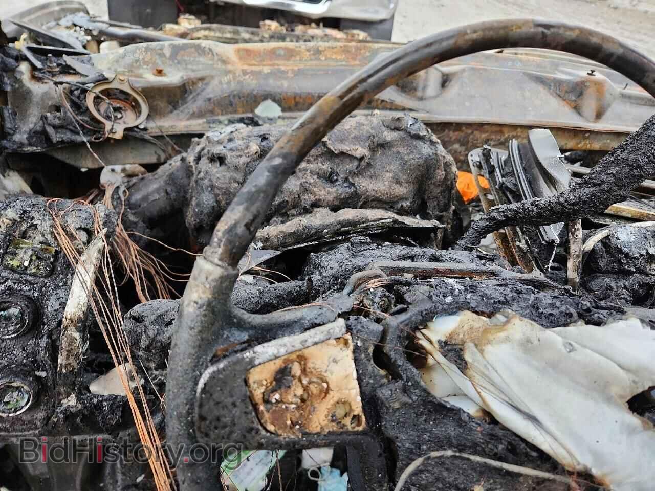2015 GMC SIERRA - VIN: 3GTU2VEC1FG142857 - Фото 9
