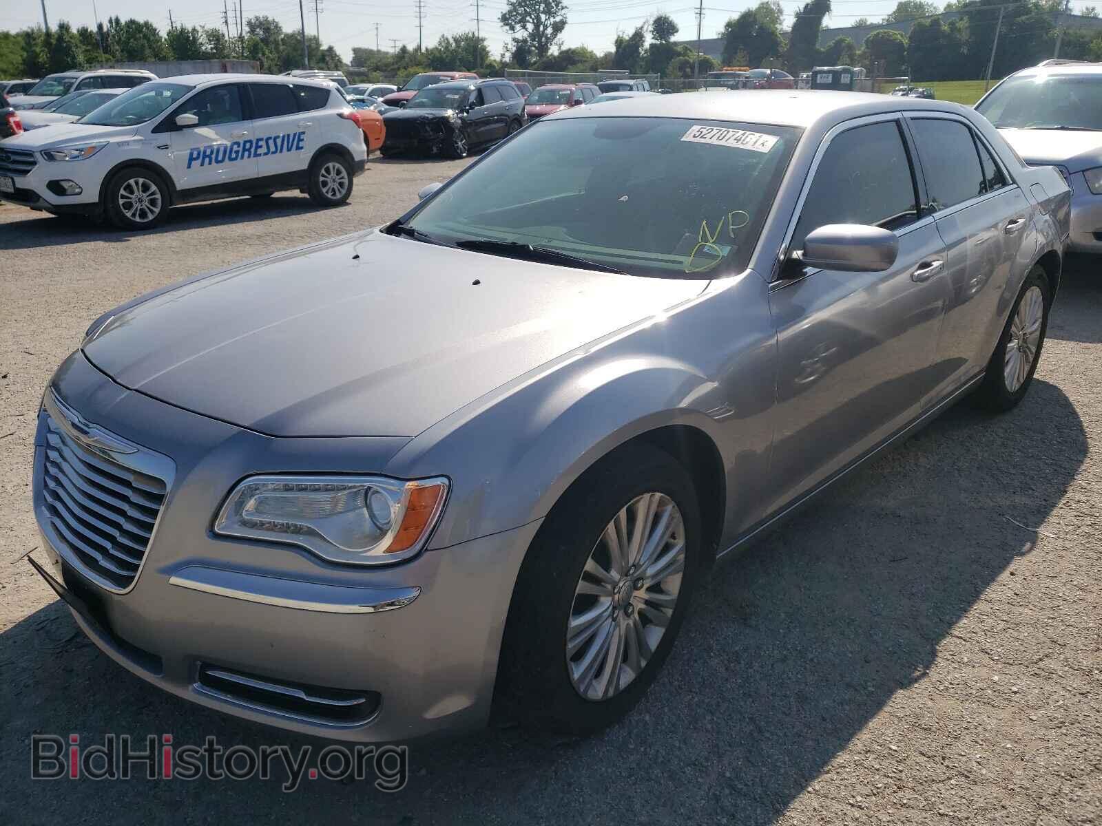2014 CHRYSLER 300 - VIN: 2C3CCARG5EH355747 - Photo 2