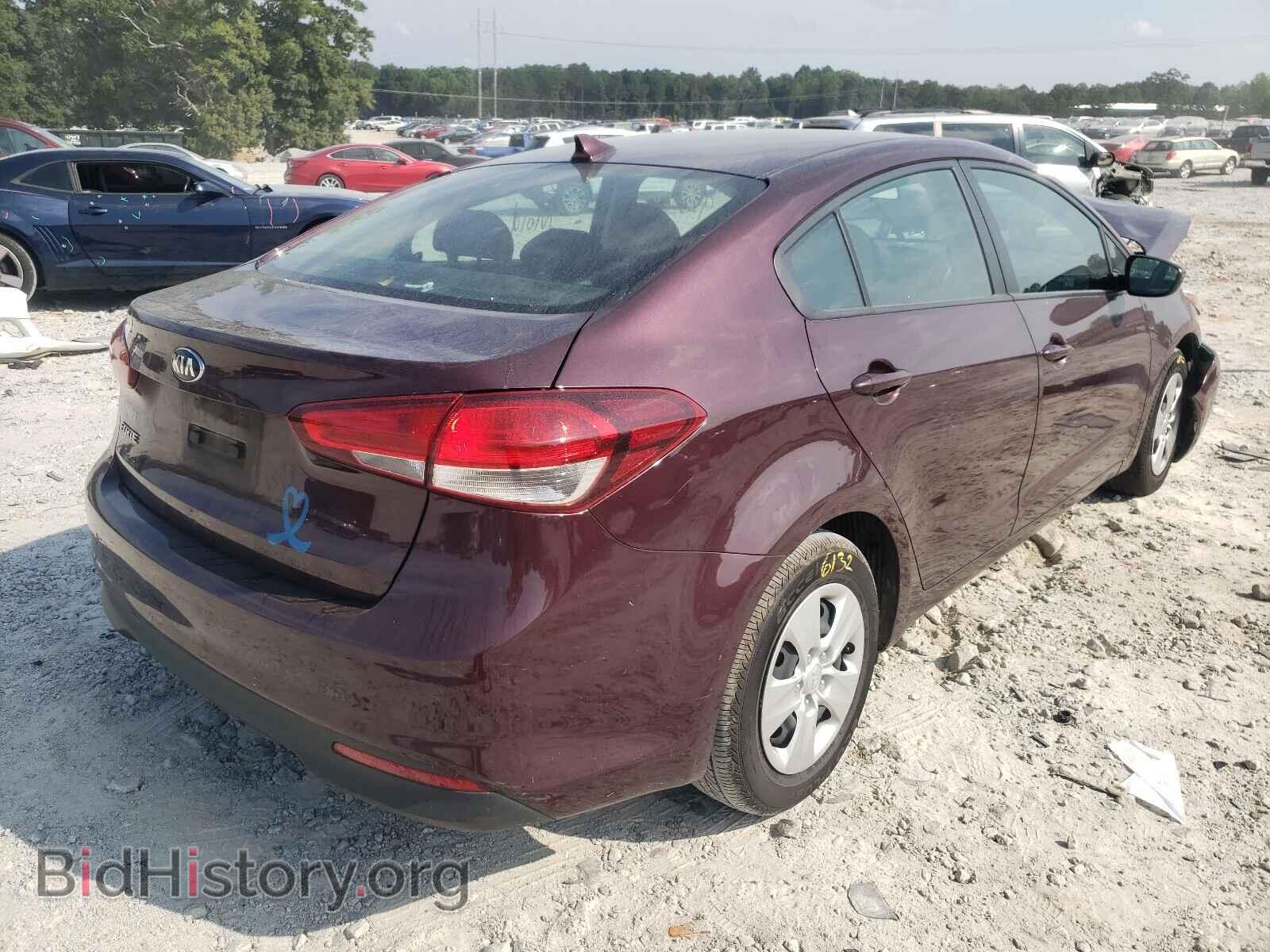2017 KIA FORTE - VIN: 3KPFK4A71HE078801 - Фото 4
