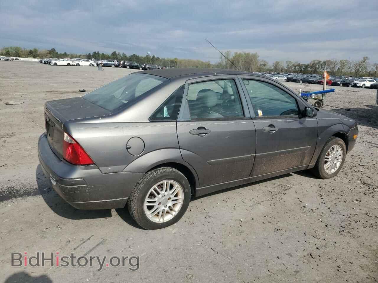 2007 FORD FOCUS - VIN: 1FAFP34N67W111209 - Фото 3