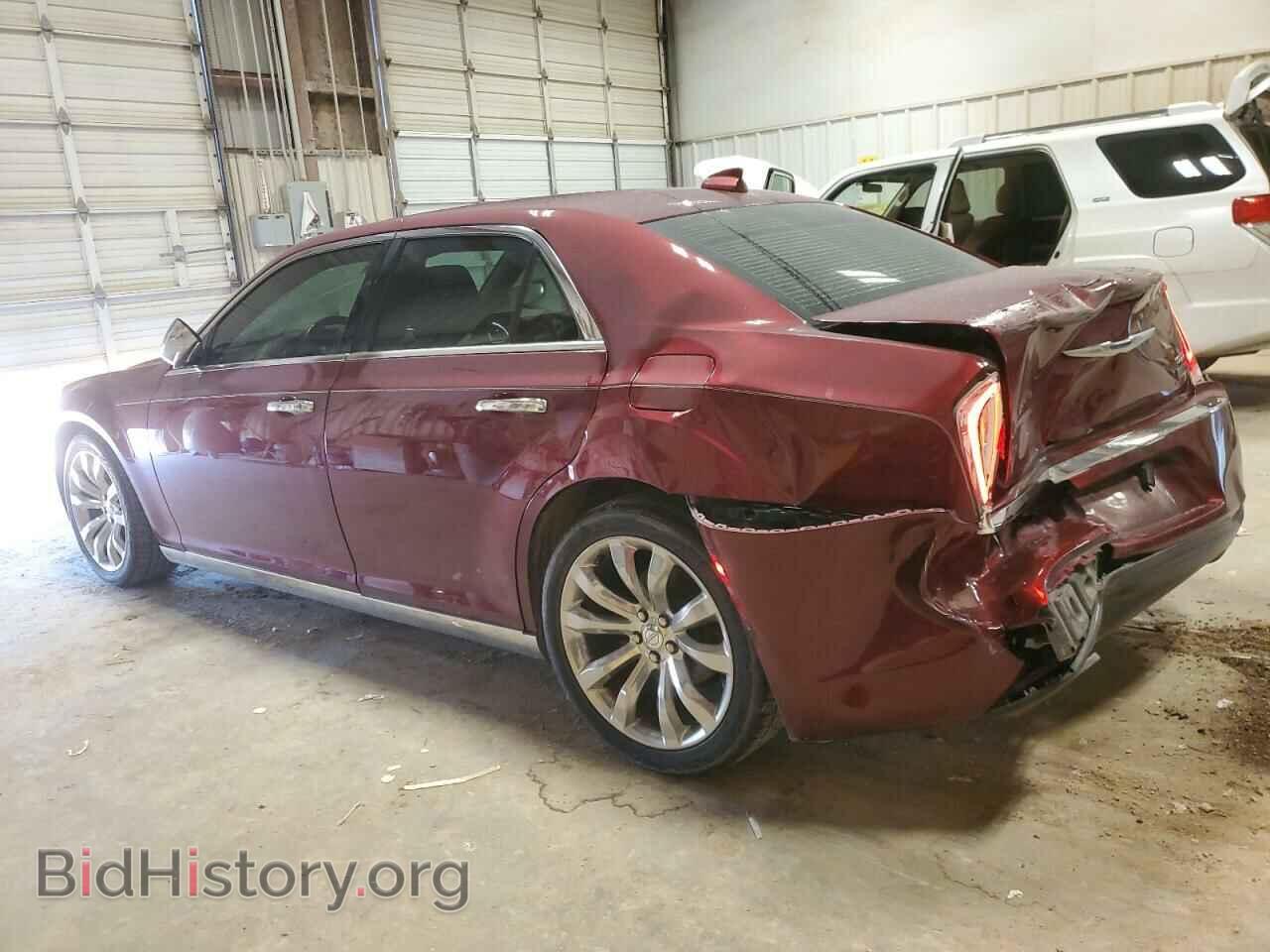 2018 CHRYSLER 300 - VIN: 2C3CCAEG2JH216529 - Фото 2
