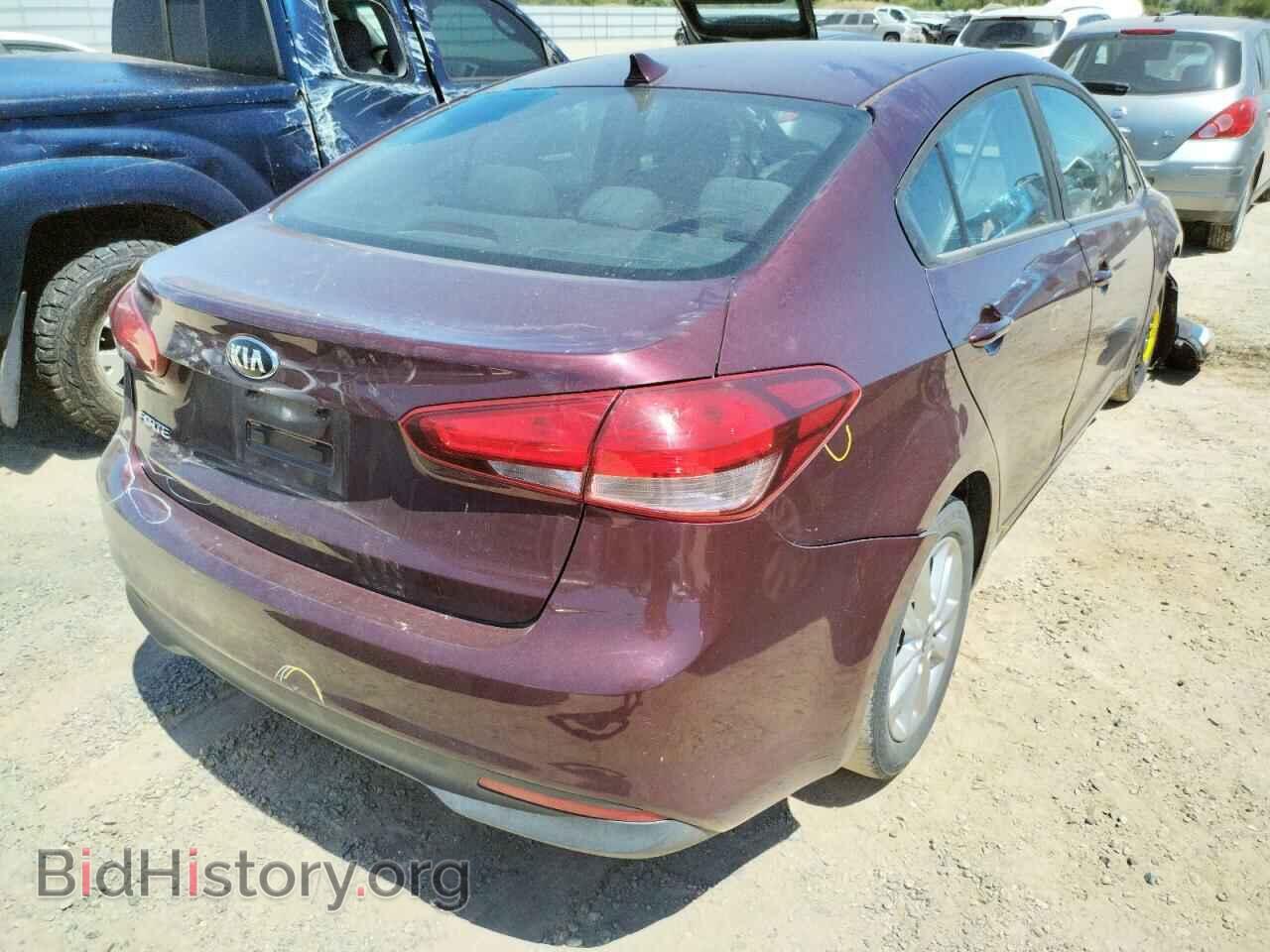 2017 KIA FORTE - VIN: 3KPFL4A79HE020934 - Фото 4