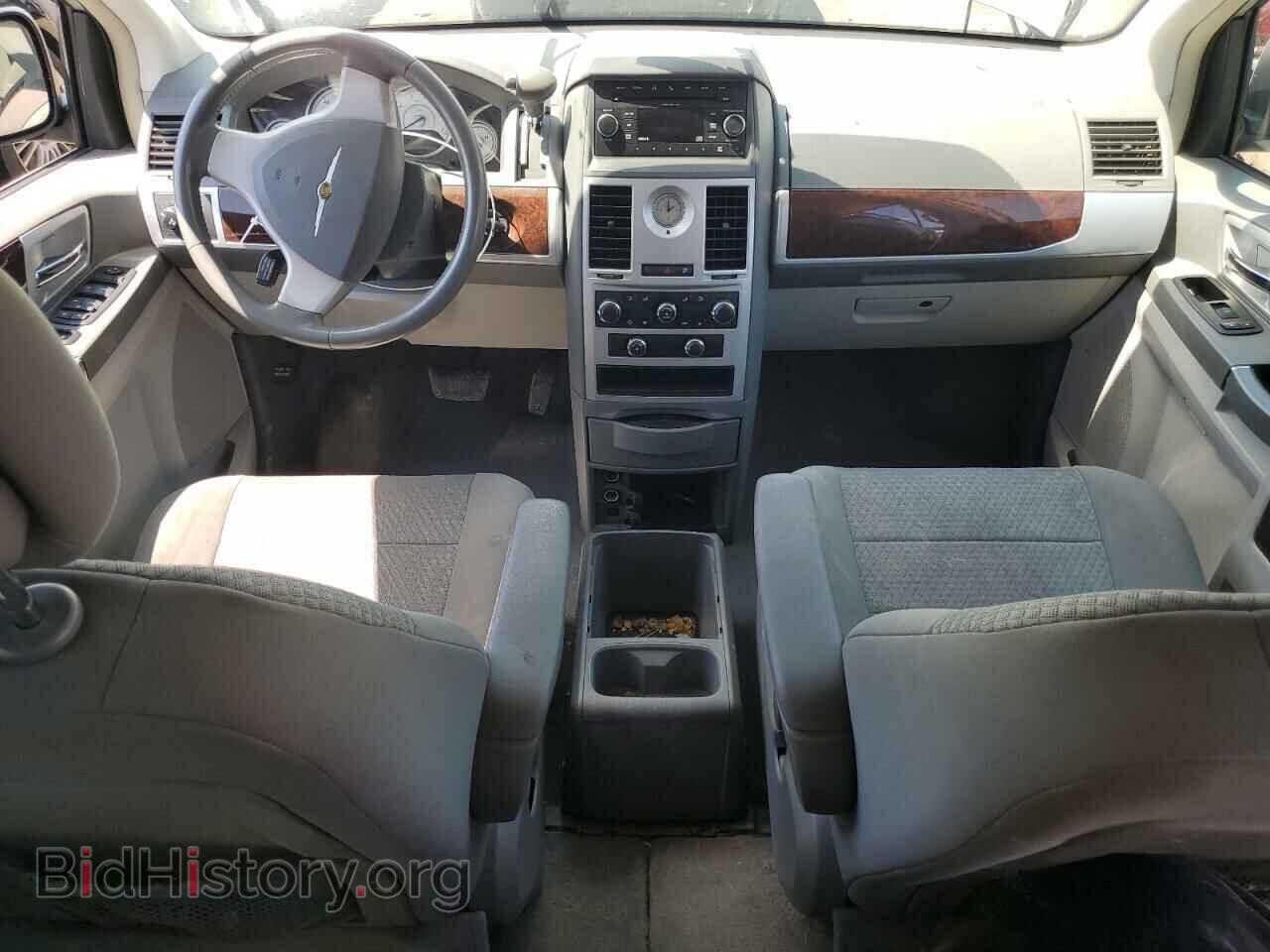 2010 CHRYSLER MINIVAN - VIN: 2A4RR5DX9AR328763 - Фото 8