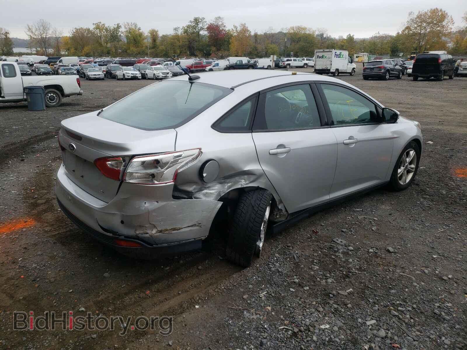 2013 FORD FOCUS - VIN: 1FADP3F27DL258243 - Photo 4