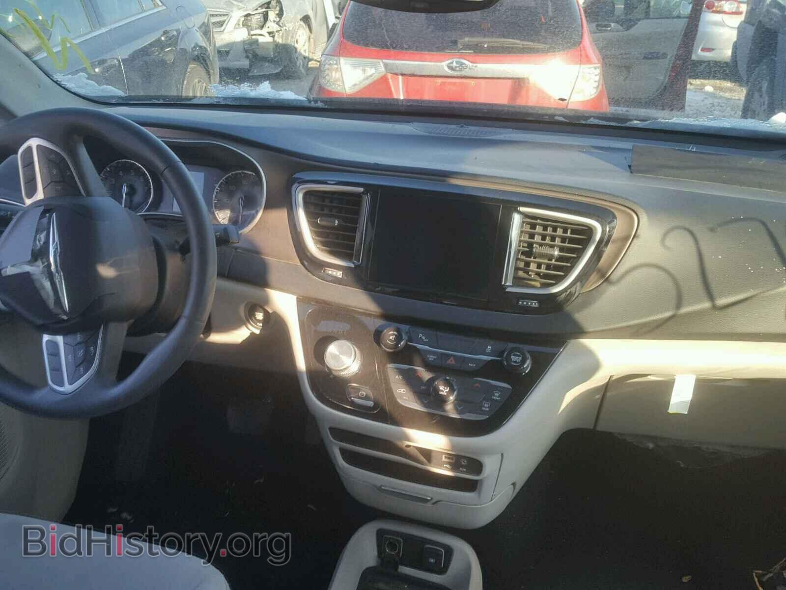 2017 CHRYSLER PACIFICA T - VIN: 2C4RC1DG6HR634393 - Photo 9