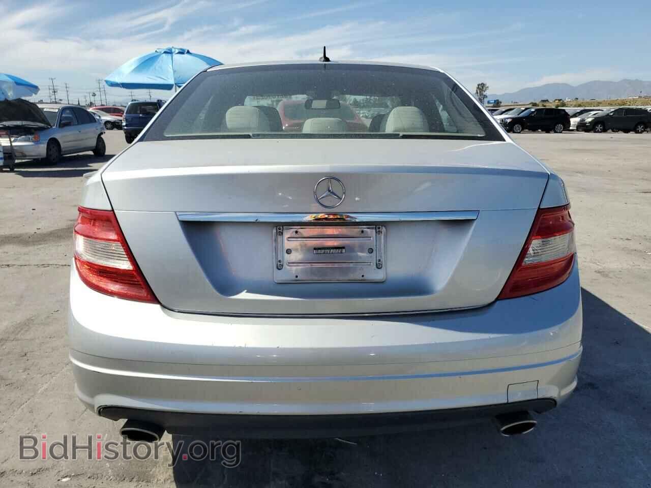 2011 MERCEDES-BENZ C-CLASS - VIN: WDDGF5EB2BR174774 - Фото 6
