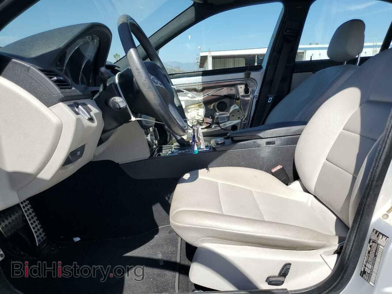 2011 MERCEDES-BENZ C-CLASS - VIN: WDDGF5EB2BR174774 - Фото 7
