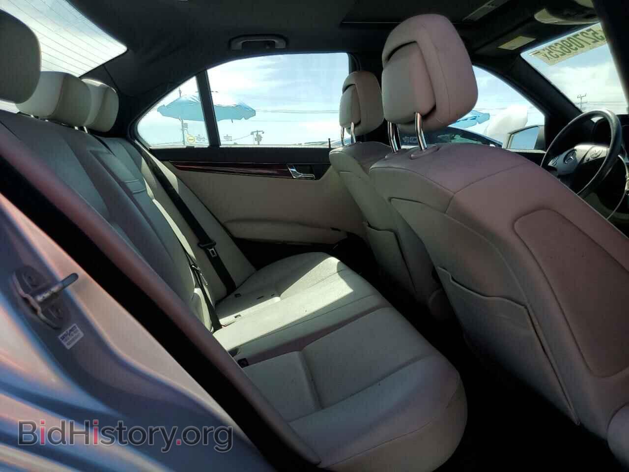 2011 MERCEDES-BENZ C-CLASS - VIN: WDDGF5EB2BR174774 - Фото 10