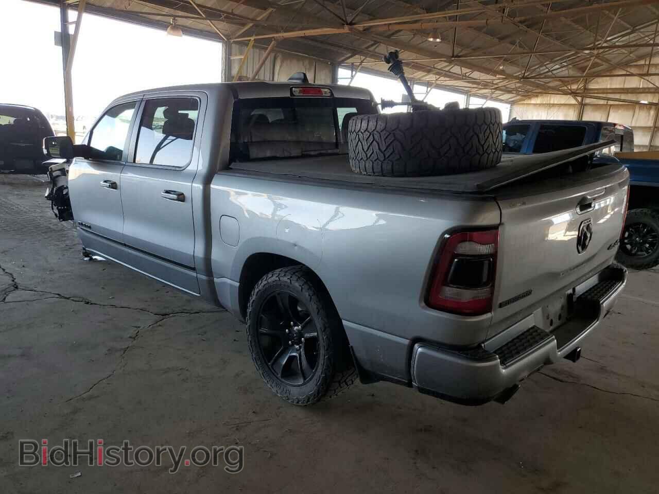2020 RAM 1500 - VIN: 1C6SRFFT9LN299876 - Фото 2