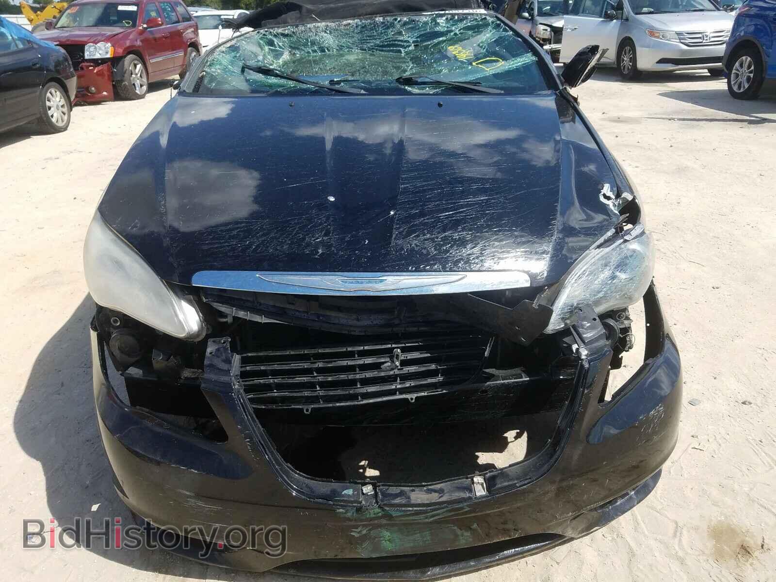 2011 CHRYSLER 200 - VIN: 1C3BC2EB3BN597371 - Фото 9