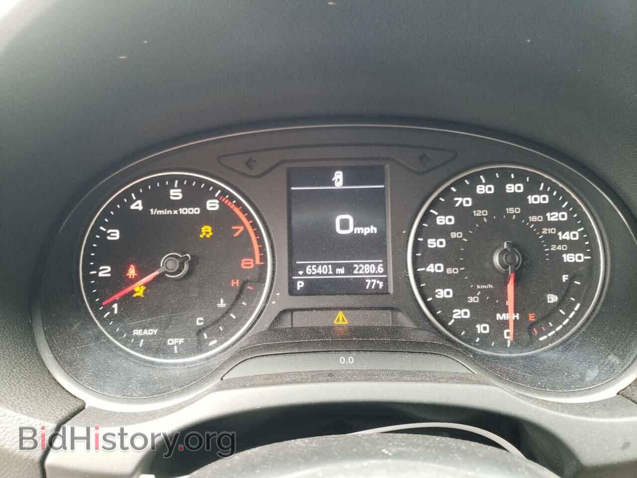 2018 AUDI A3 - VIN: WAUAUGFF9J1008894 - Фото 9