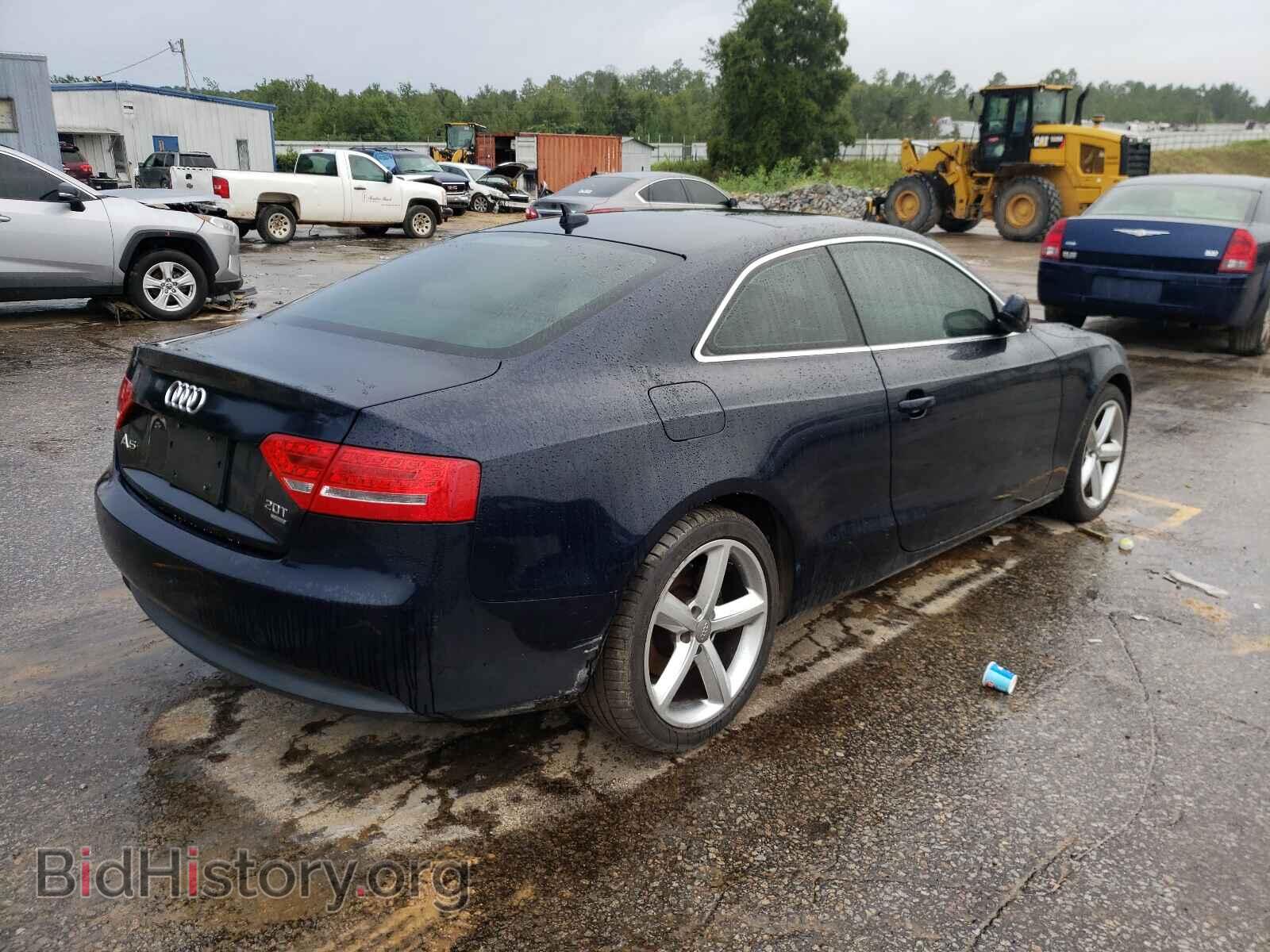 2010 AUDI A5 - VIN: WAULFAFR9AA011742 - Фото 4